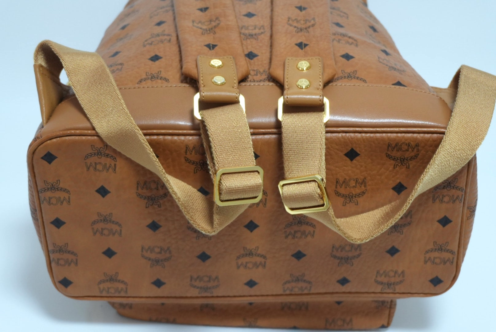 MCM スターク サイドスタッズ バックパック ヴィセトス 中古
