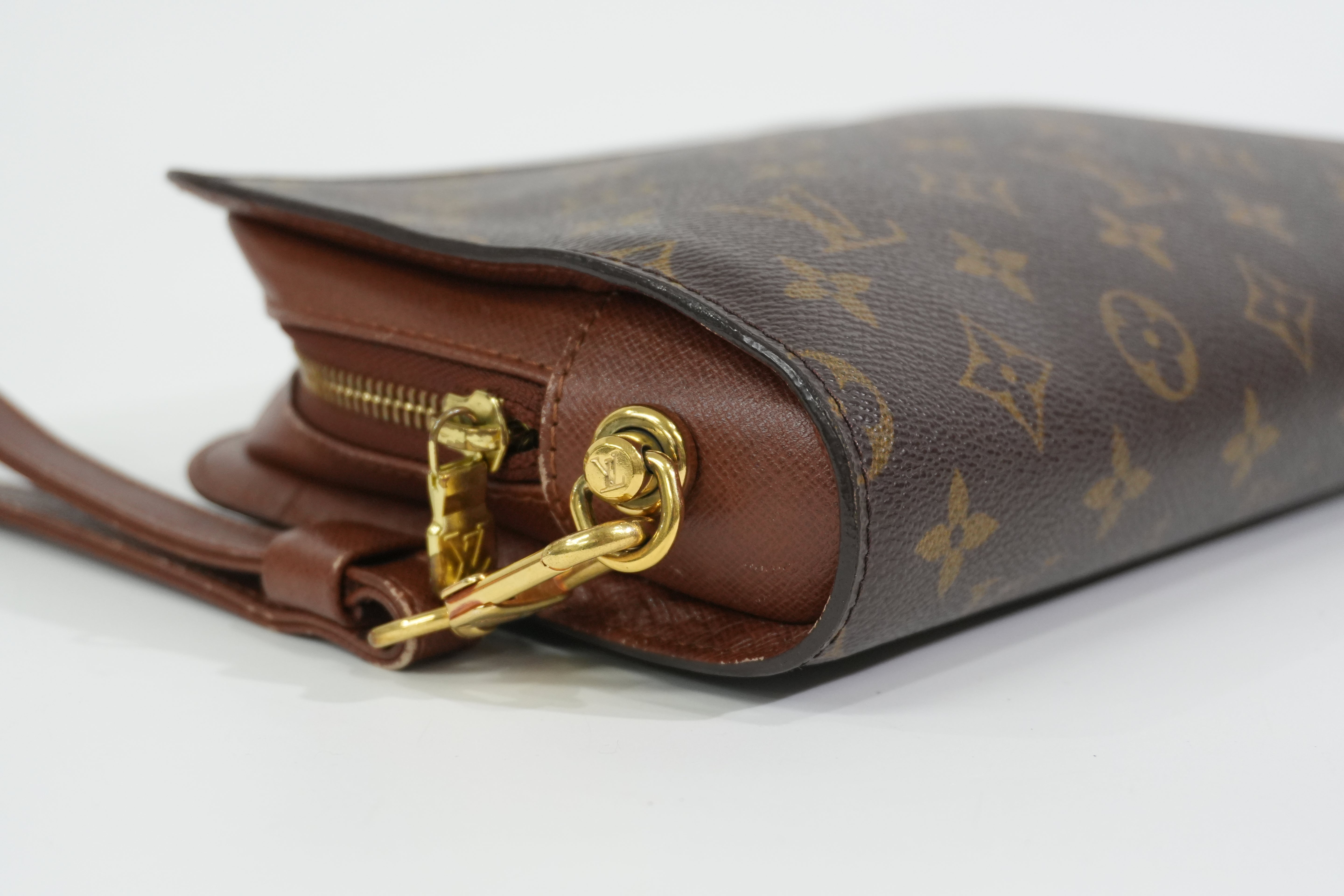 Pre-owned Louis Vuitton Monogram Orsay Wrist Clutch