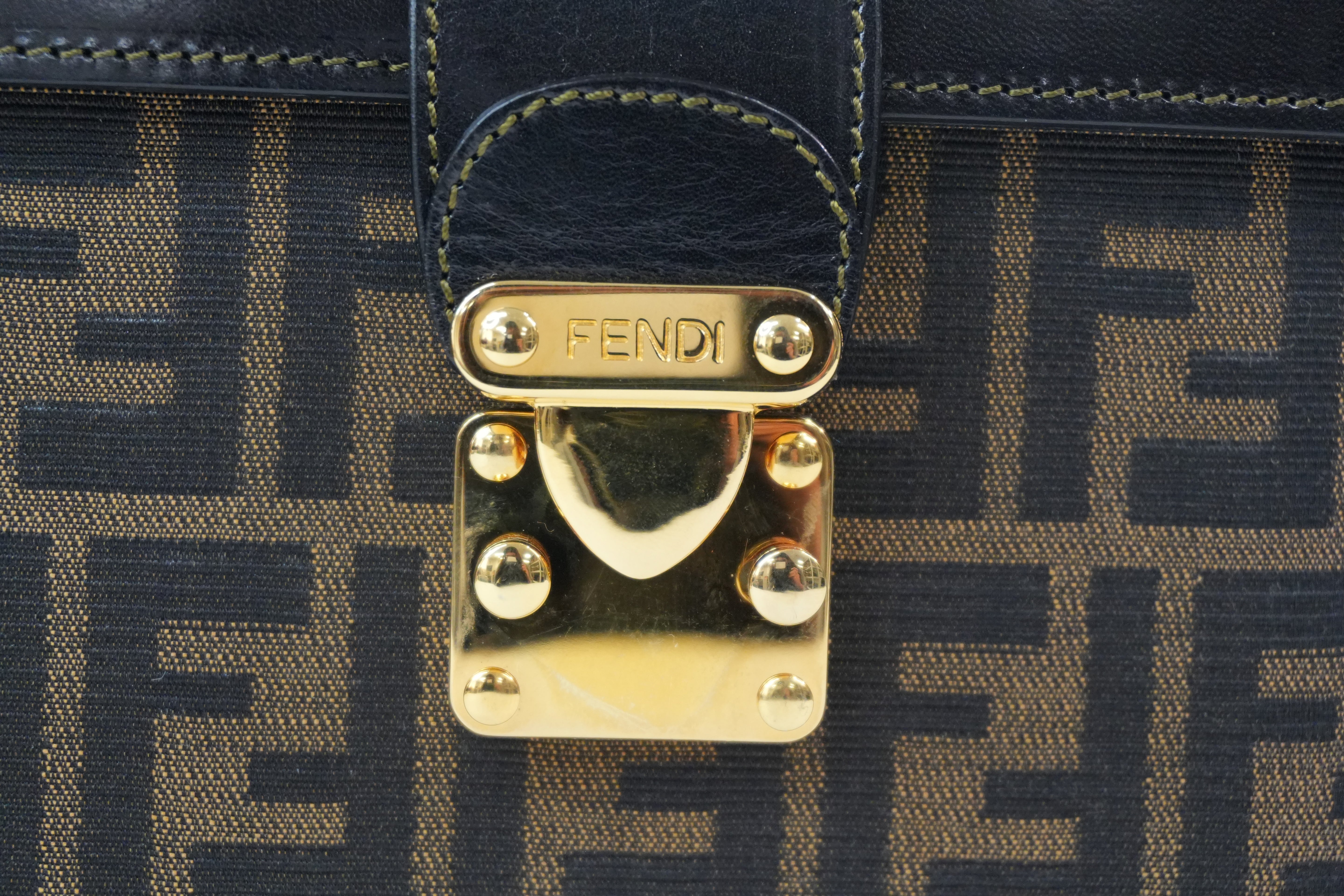 Pre-Owned FENDI Fabric Canvas Zucca Vanity Case