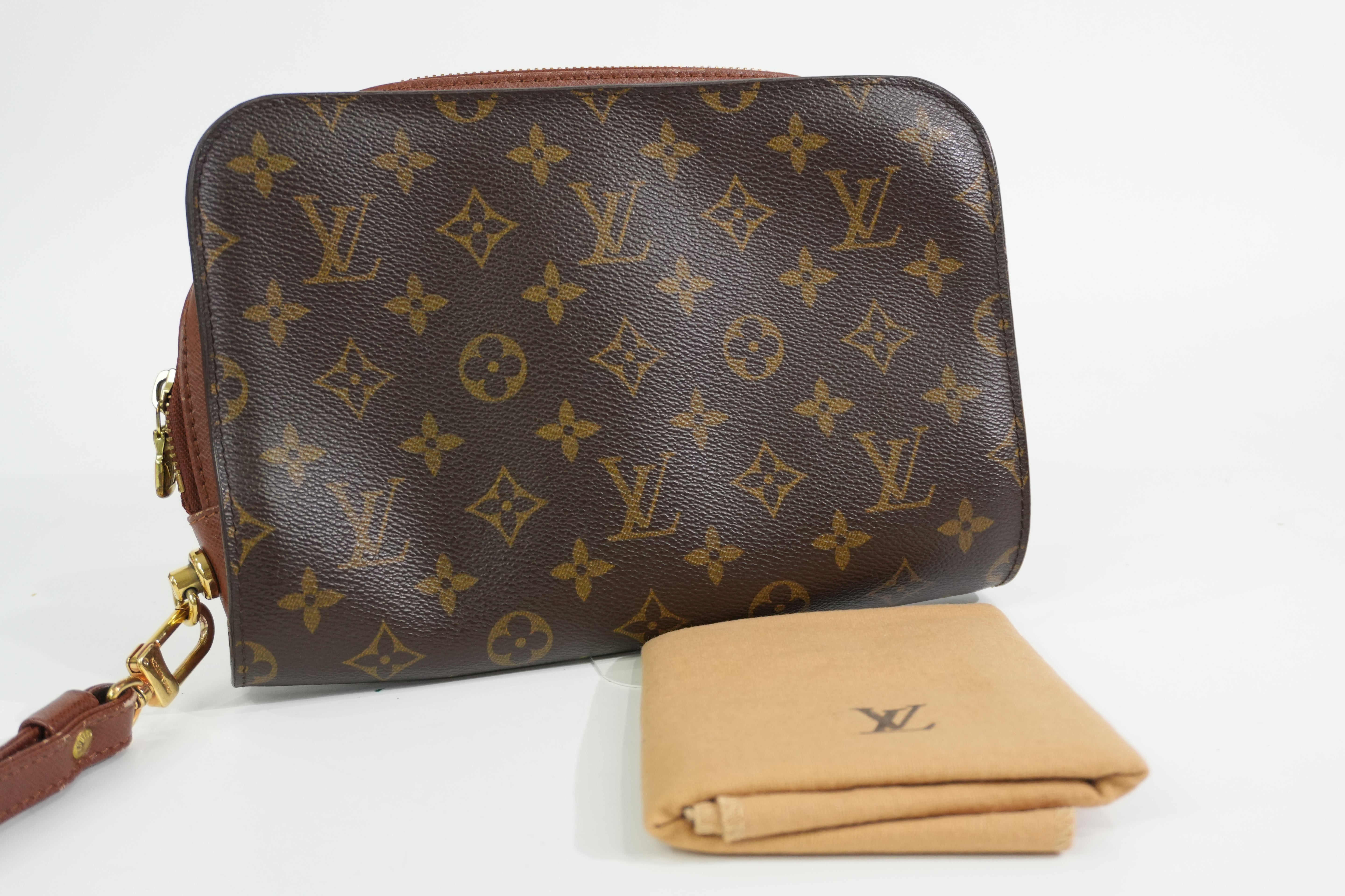 Pre-owned Louis Vuitton Monogram Orsay Wrist Clutch