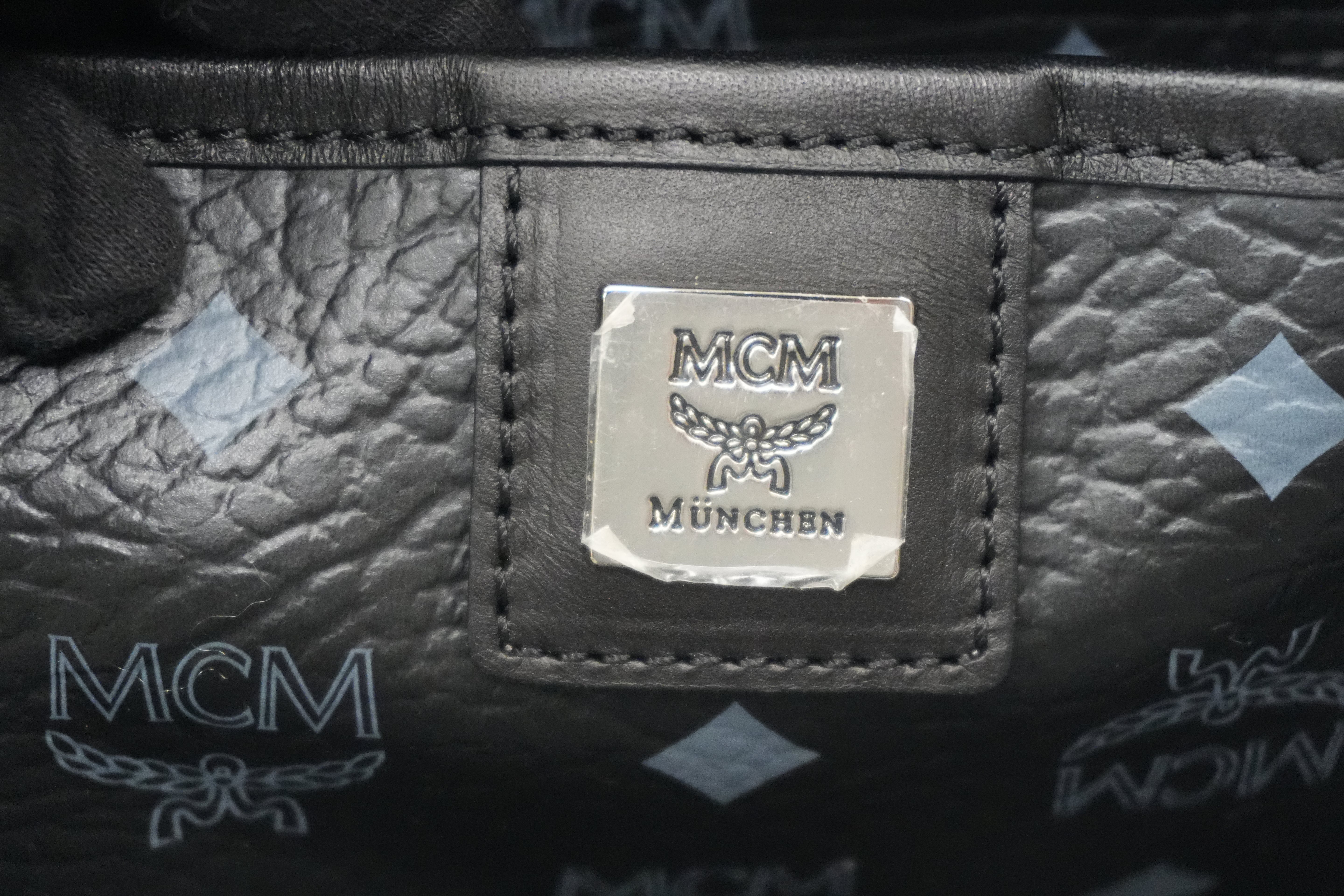Pre-Owned MCM Tote Bag Black