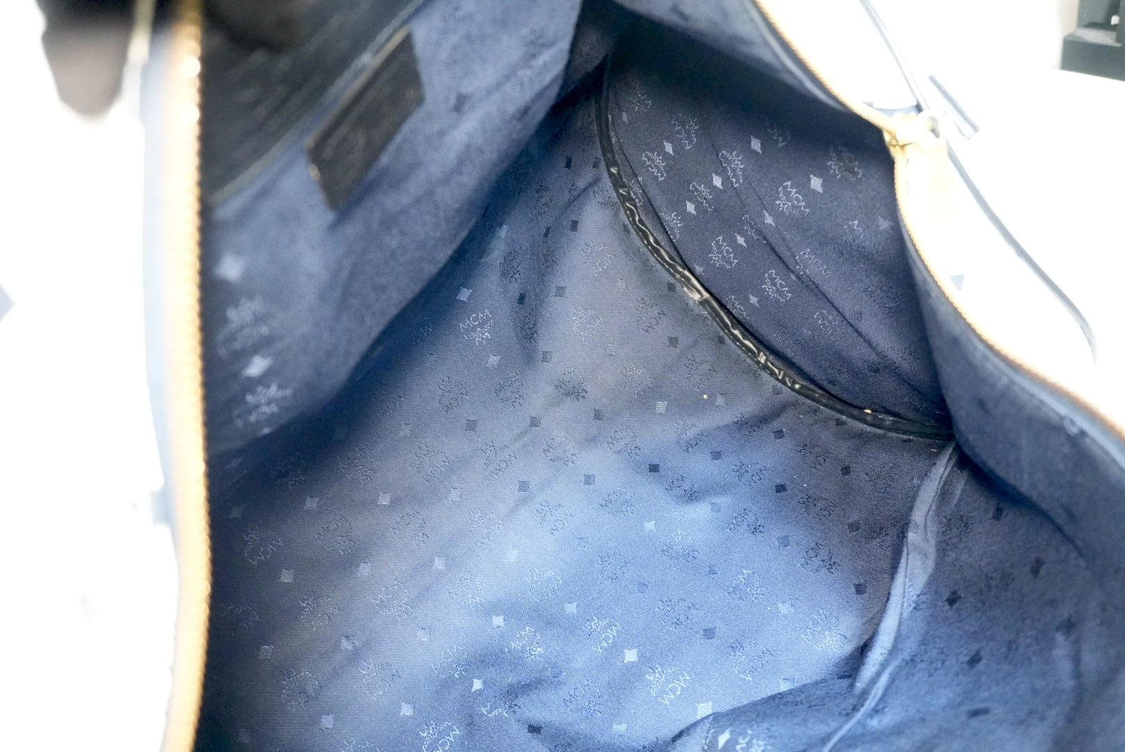 MCM ヴィセトス ウィークエンダーバッグ ホワイト 中古