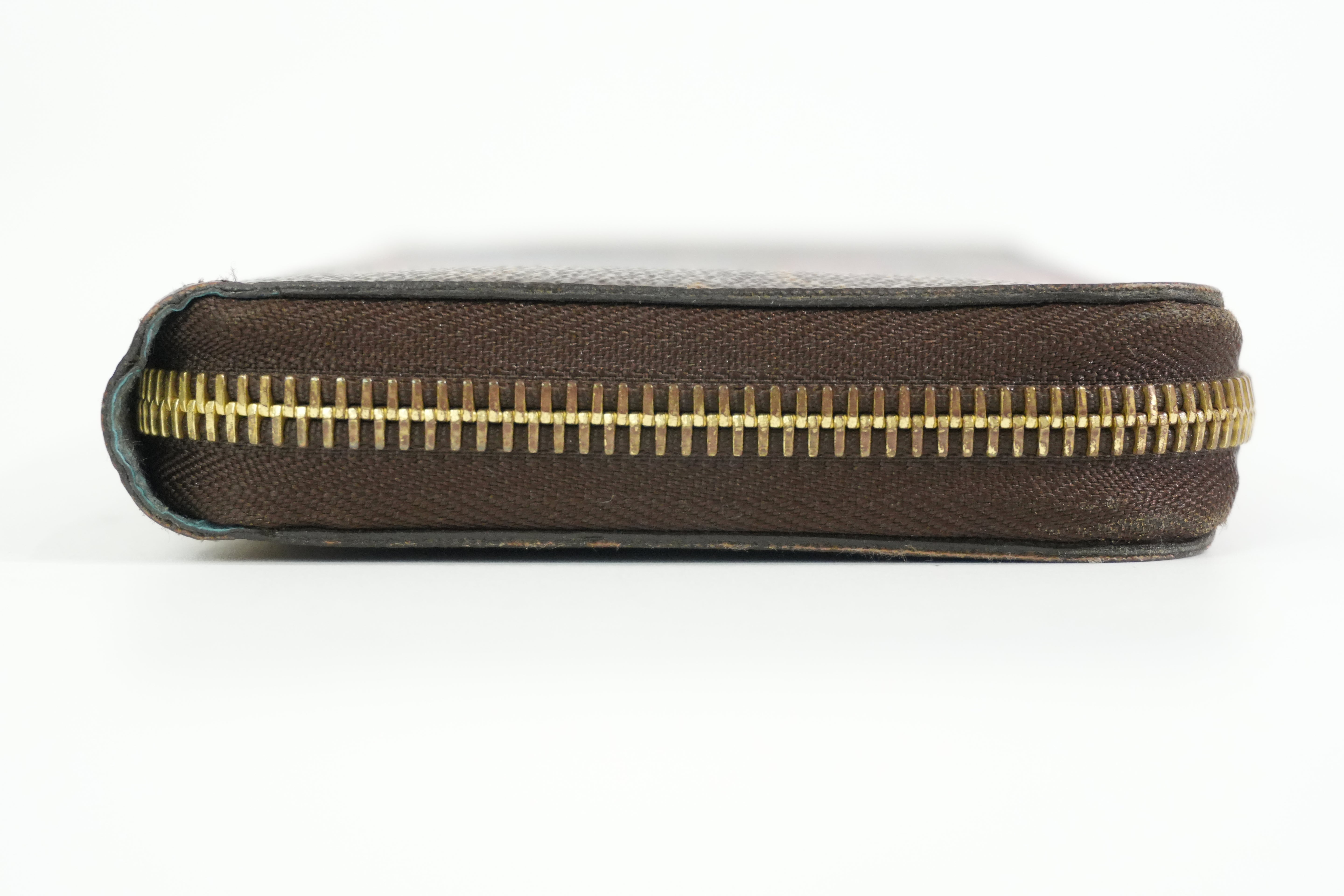 Pre-owned Louis Vuitton Monogram Zippy Long Wallet