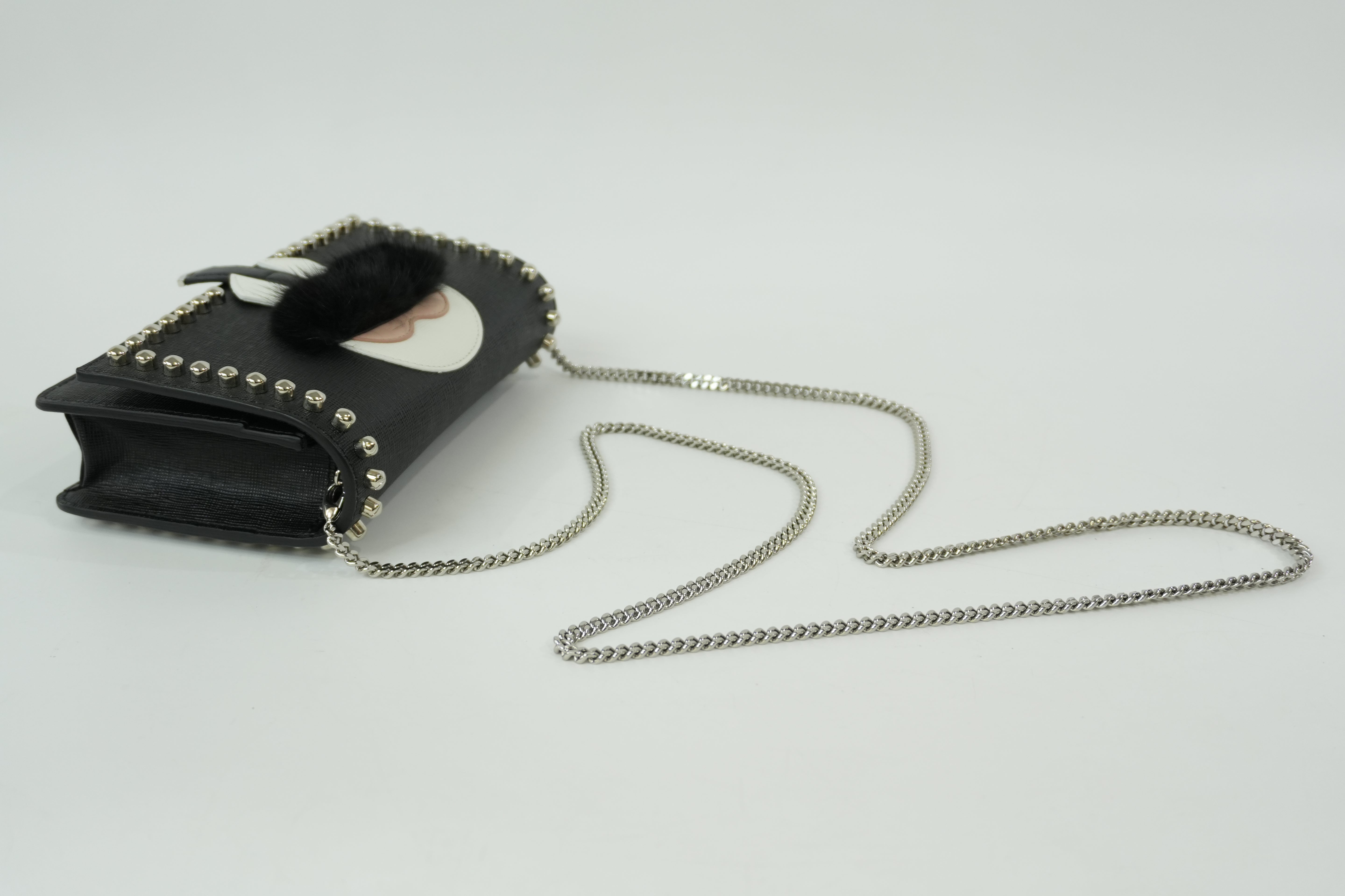Pre-Owned FENDI Carlito Wallet on Chain Black