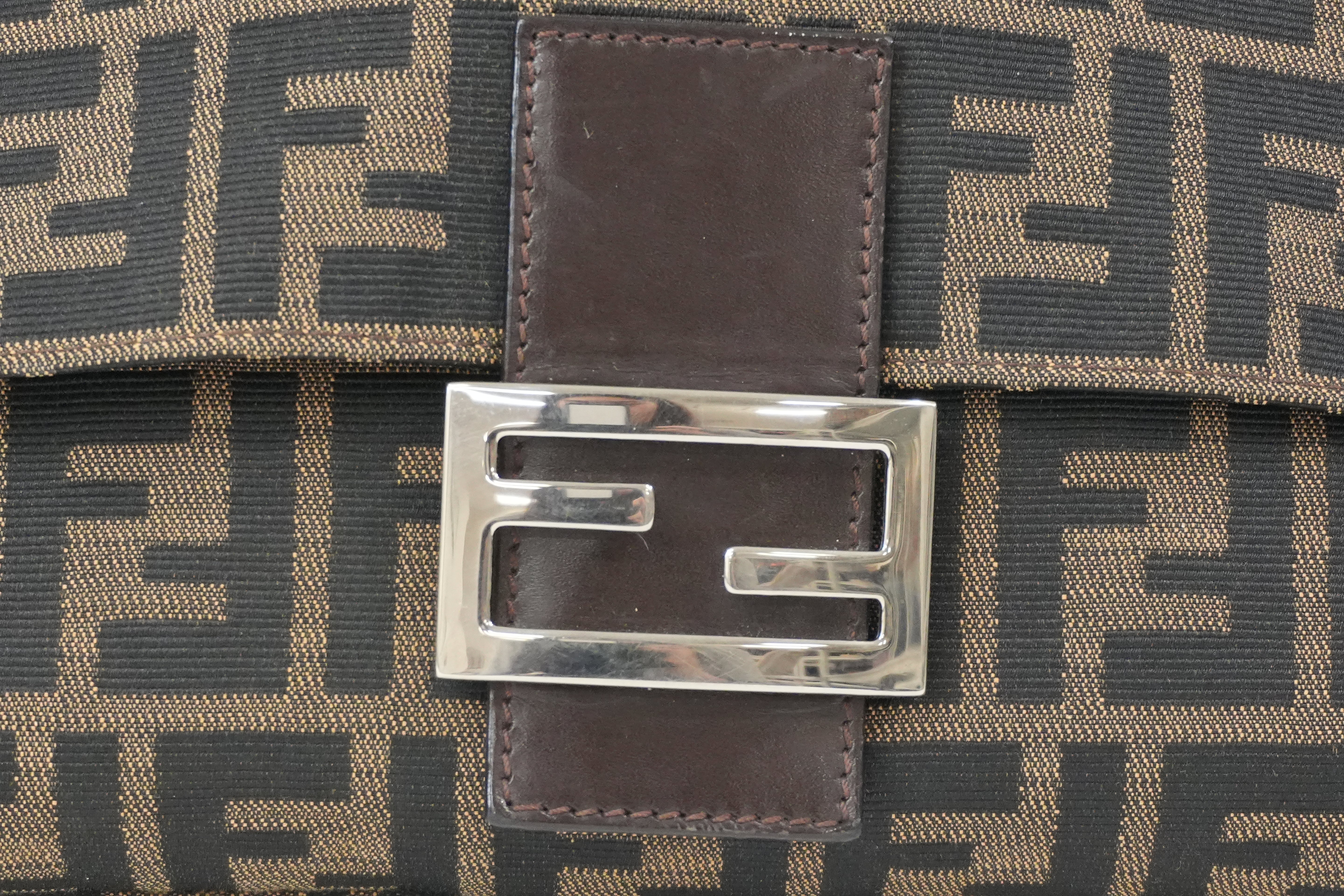 Pre-Owned Fendi Zucca Mama Baguette Shoulder Bag Brown