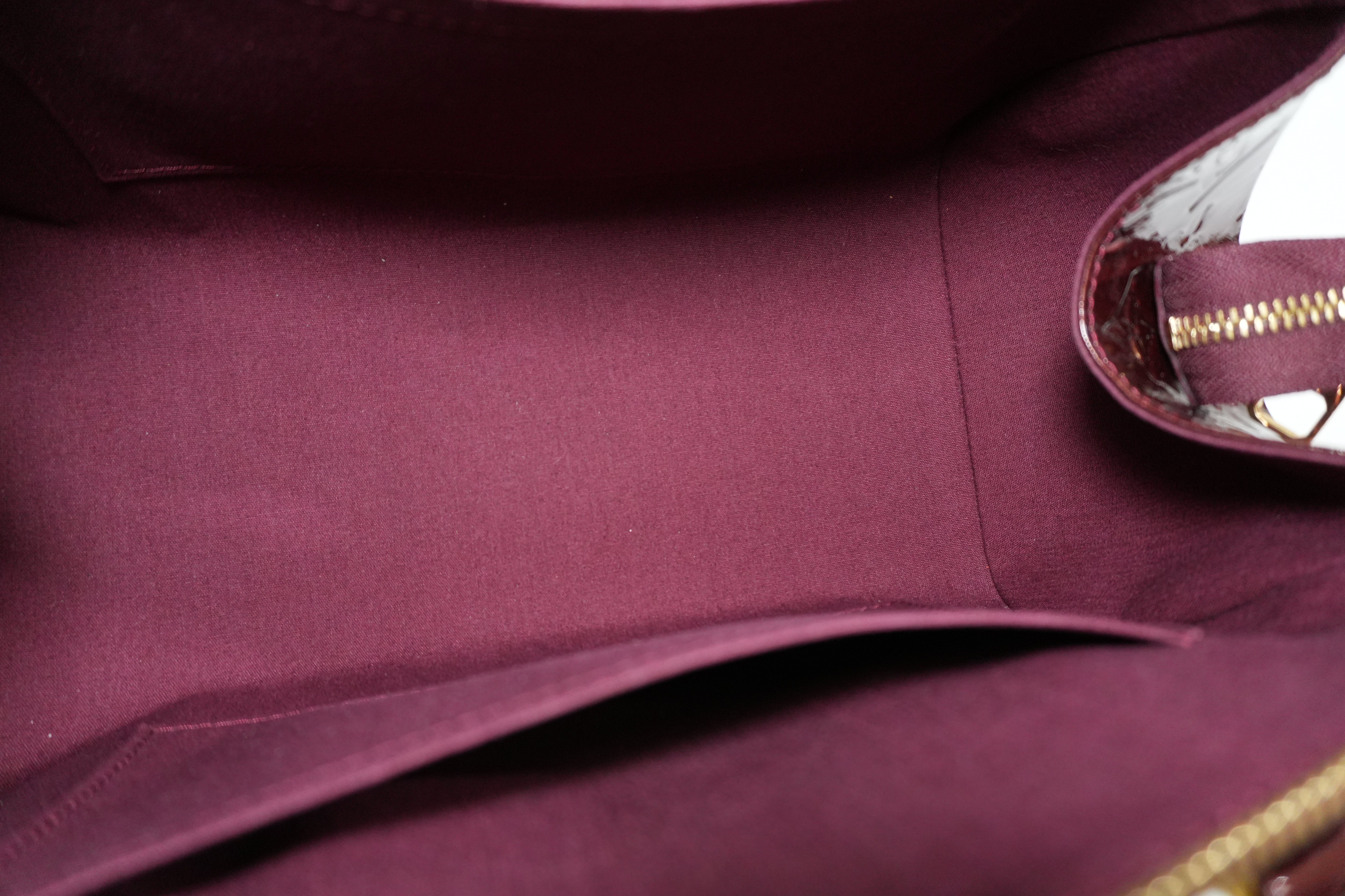 Pre-owned Louis Vuitton Vernis Sherwood PM Handbag Amarante