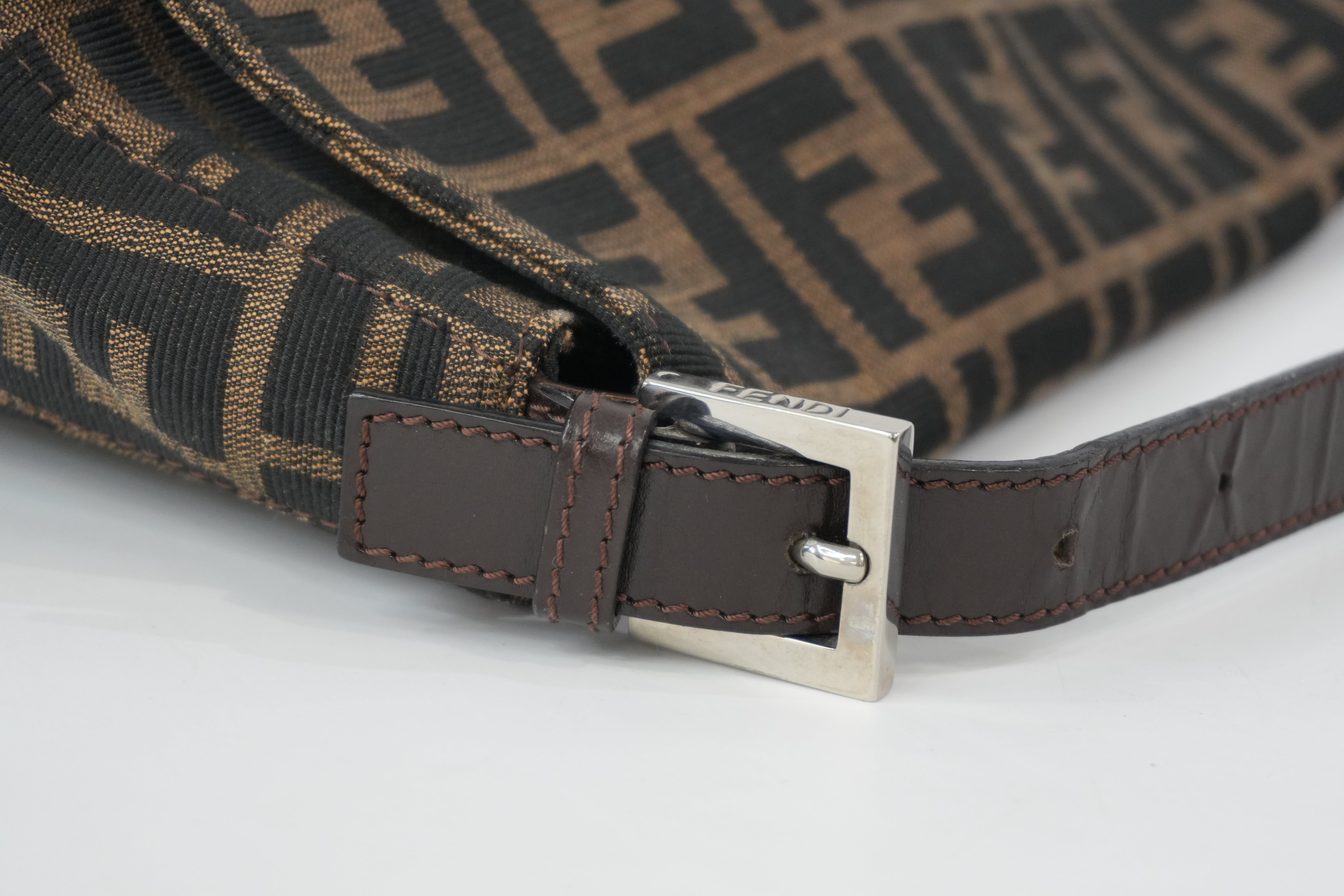 Pre-Owned Fendi Zucca Mama Baguette Shoulder Bag Brown