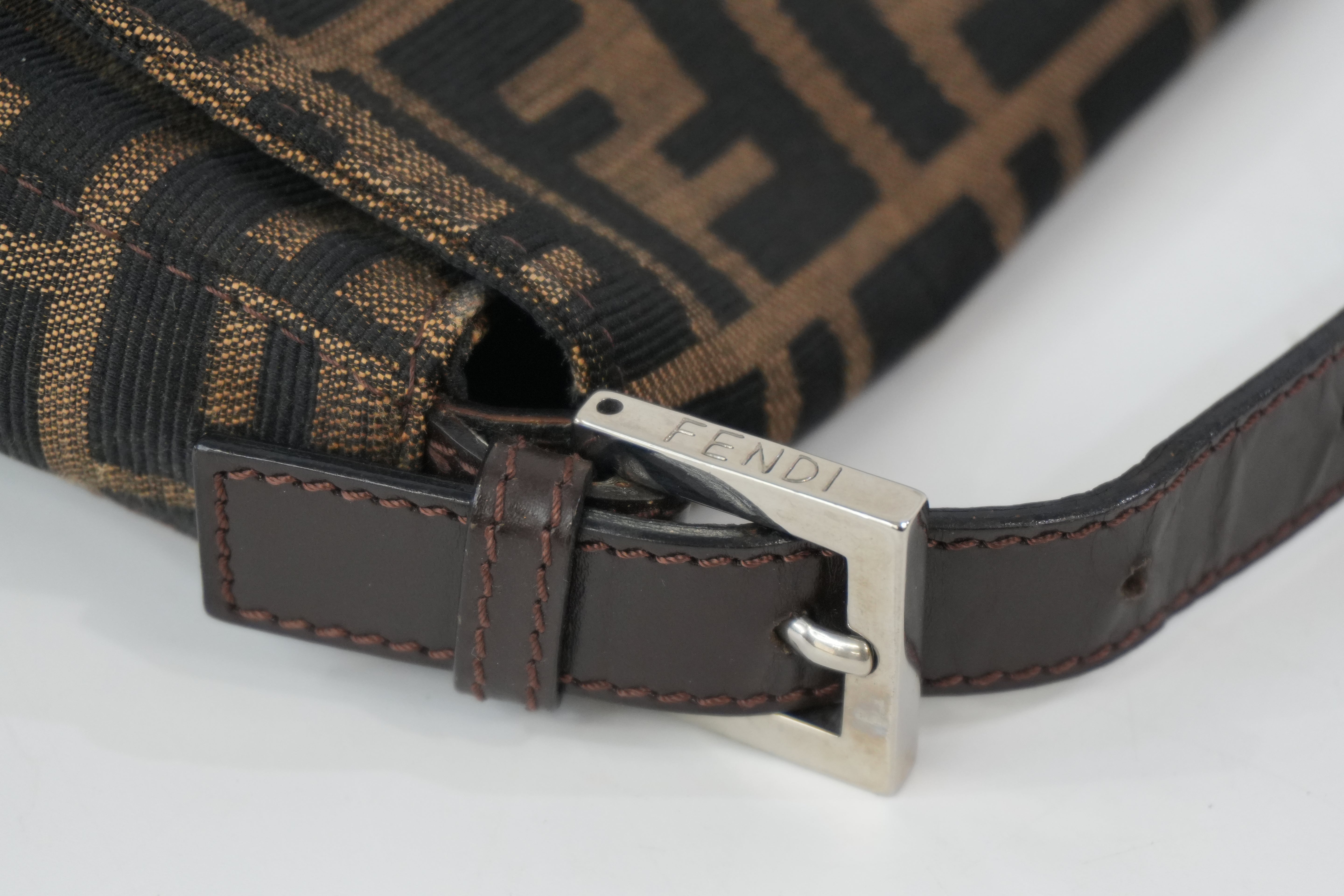 Pre-Owned Fendi Zucca Mama Baguette Shoulder Bag Brown