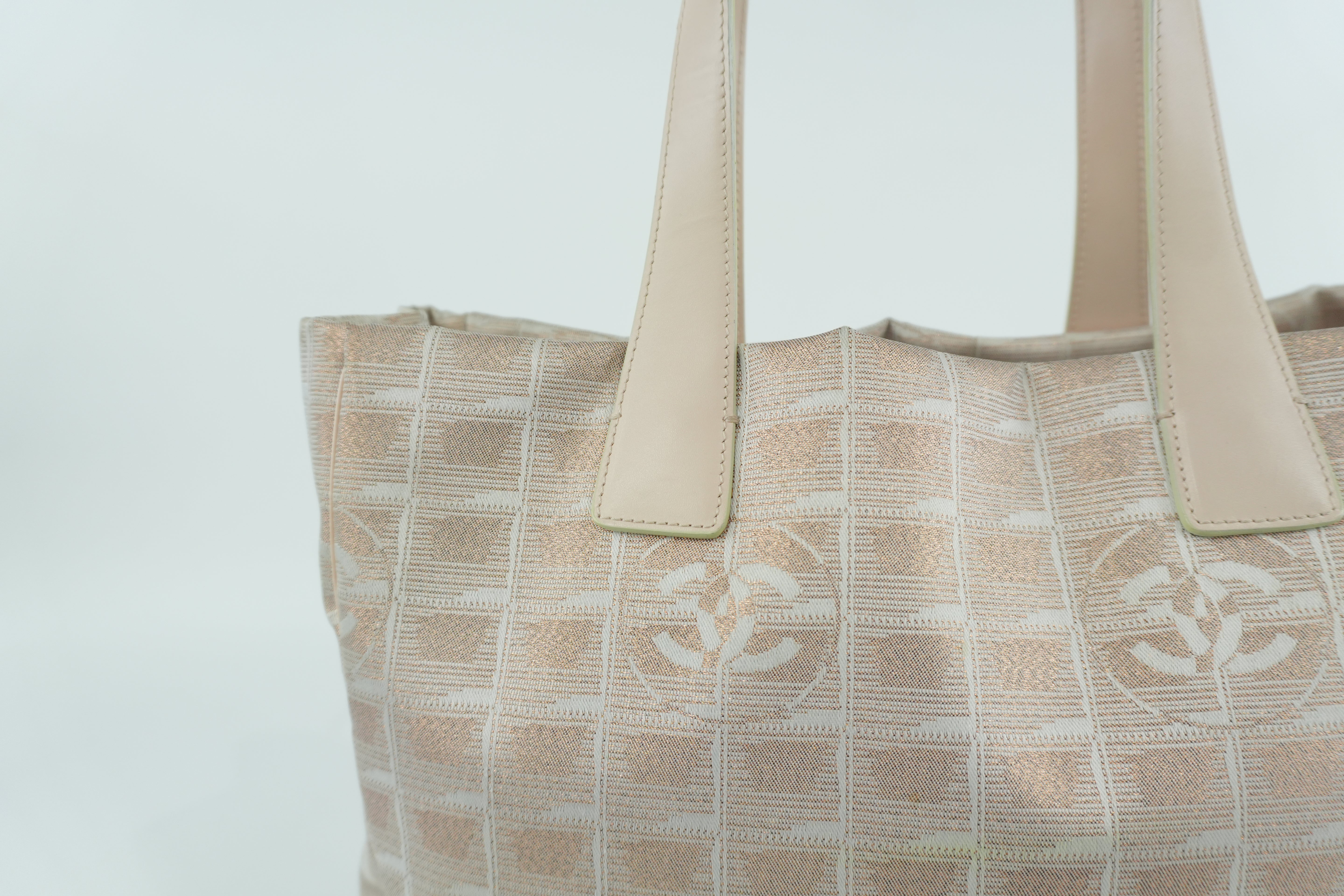 Chanel New Travel Line Tote MM Pink Nylon Used