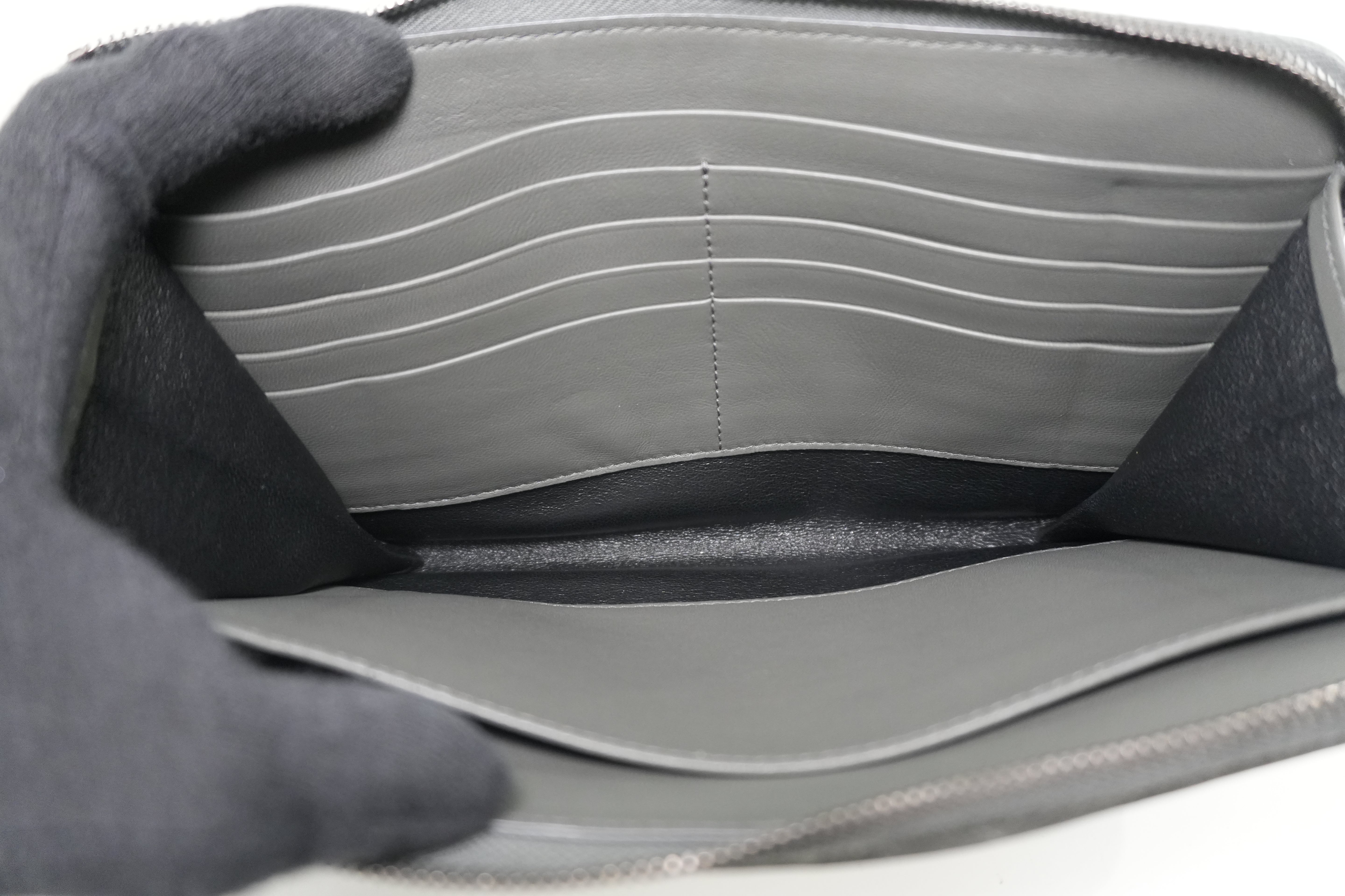 Pre-owned Bottega Veneta Leather Clutch Bag Gray