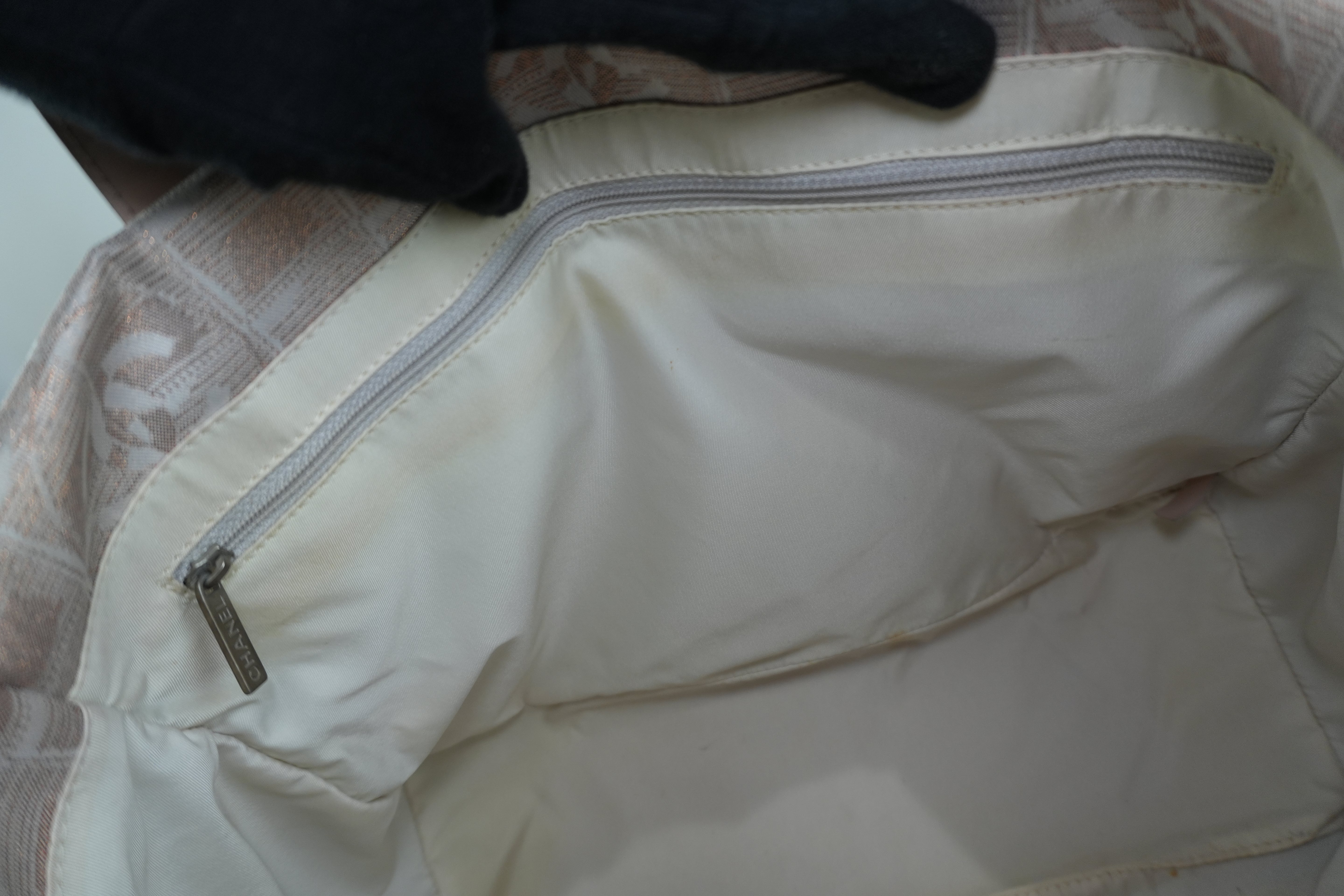 Chanel New Travel Line Tote MM Pink Nylon Used