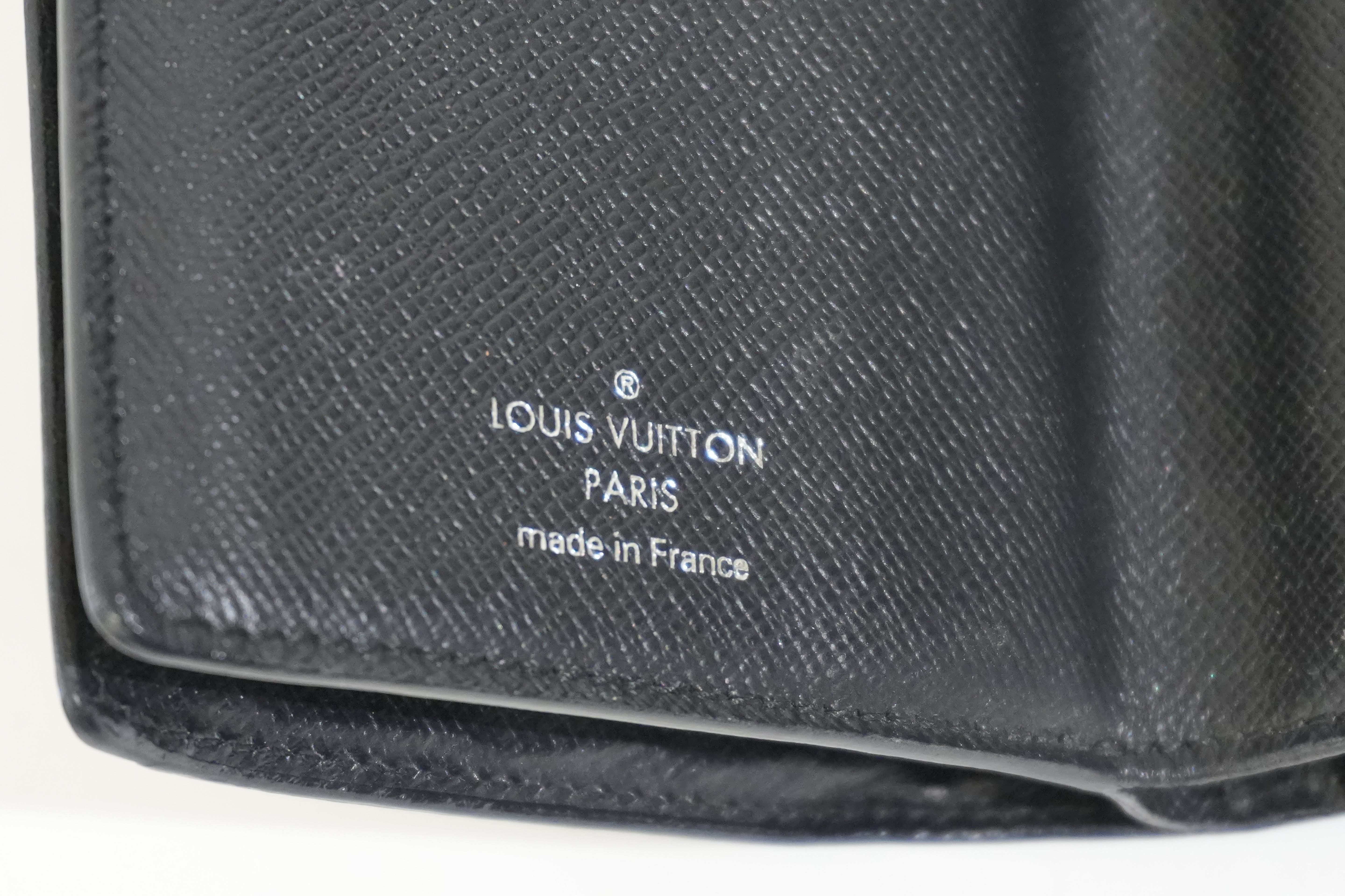 Pre-owned Louis Vuitton Epi Joey Compact Wallet Black