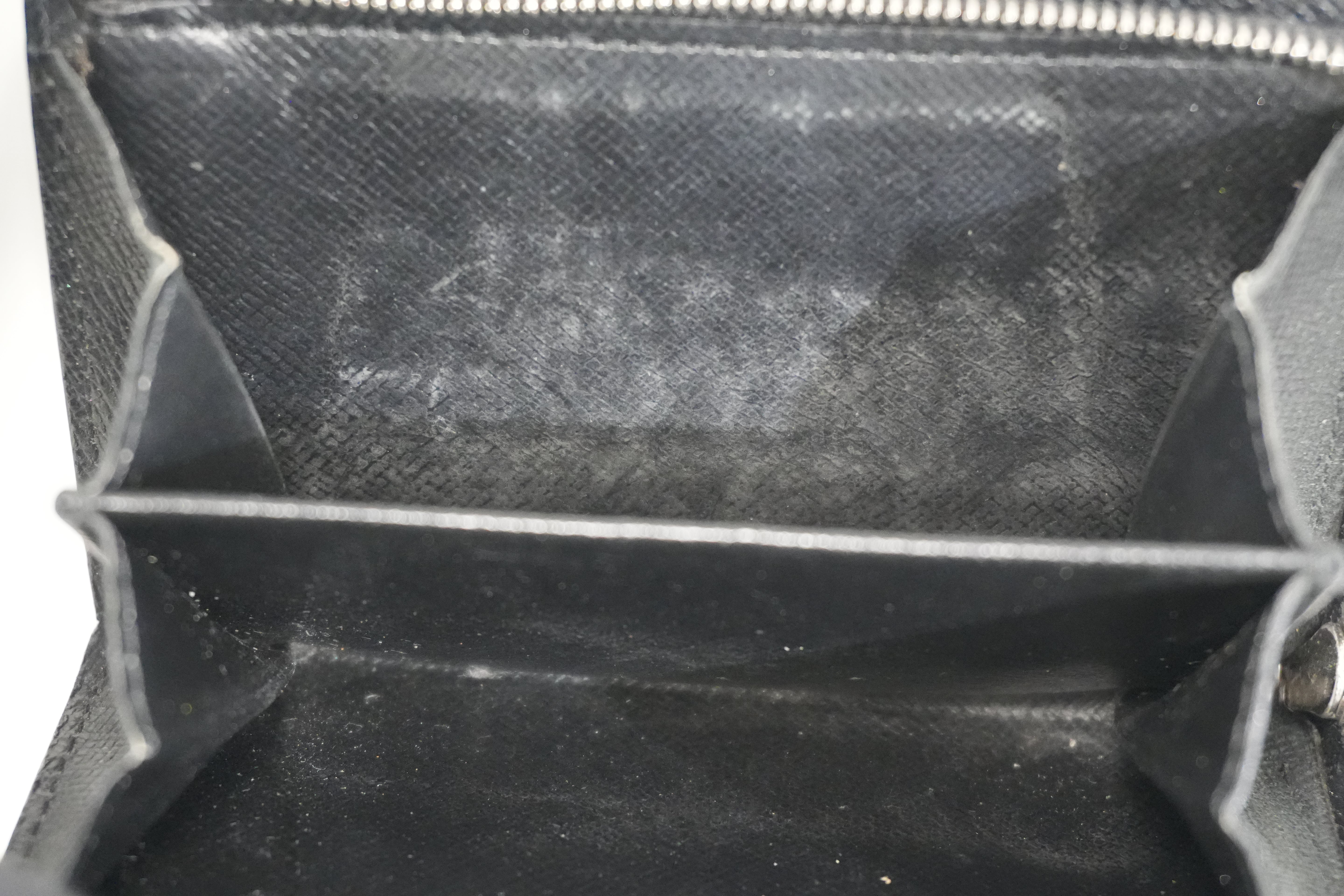 Pre-owned Louis Vuitton Epi Joey Compact Wallet Black