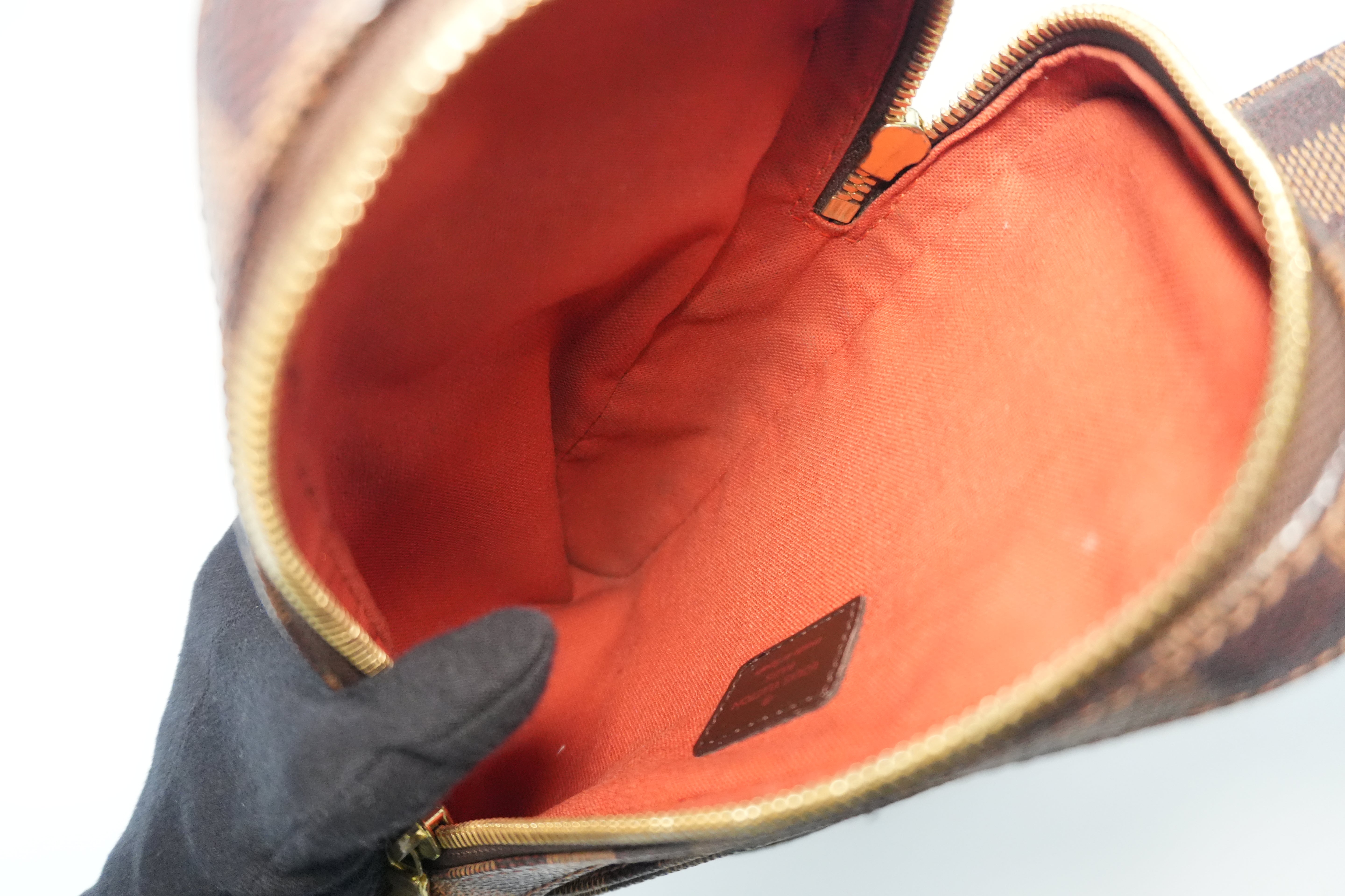 Louis Vuitton Geronimo Body Bag Used