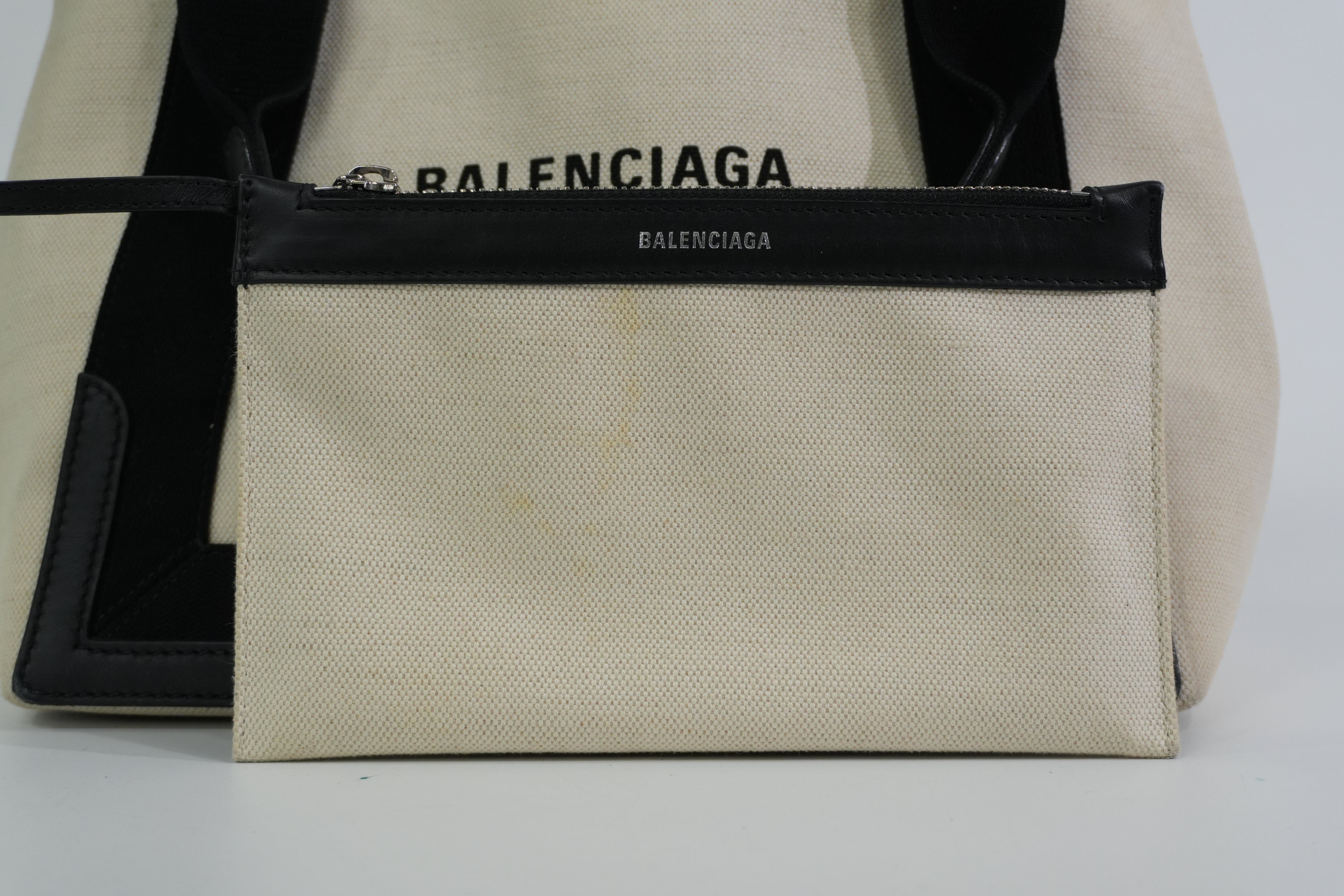 Pre-owned Balenciaga Navy Cabas Small Handbag Black and White