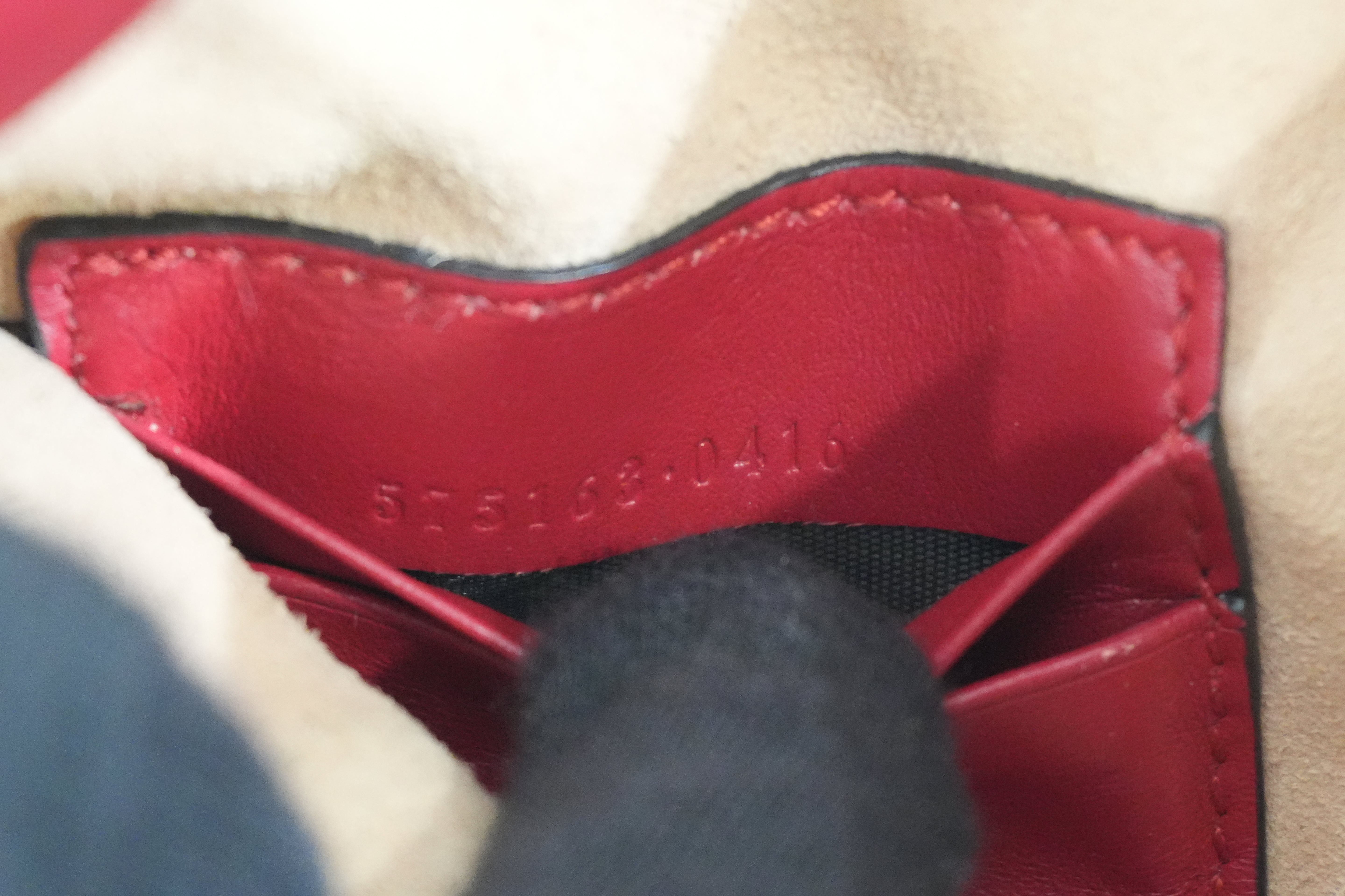 Pre-Owned Gucci Marmont Mini Bucket Crossbody Bag Red
