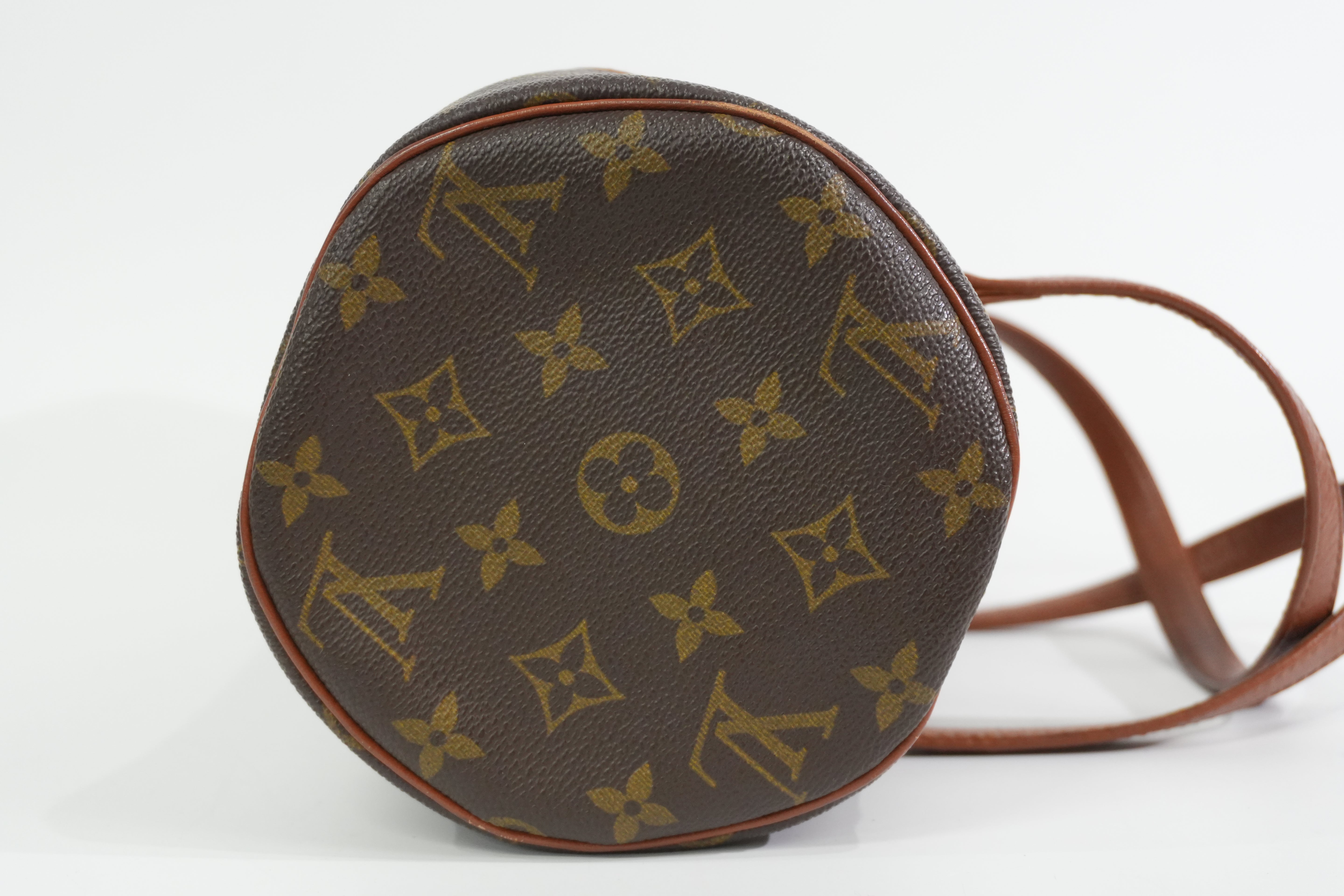 Pre-owned Louis Vuitton Monogram Papillon 30 Handbag