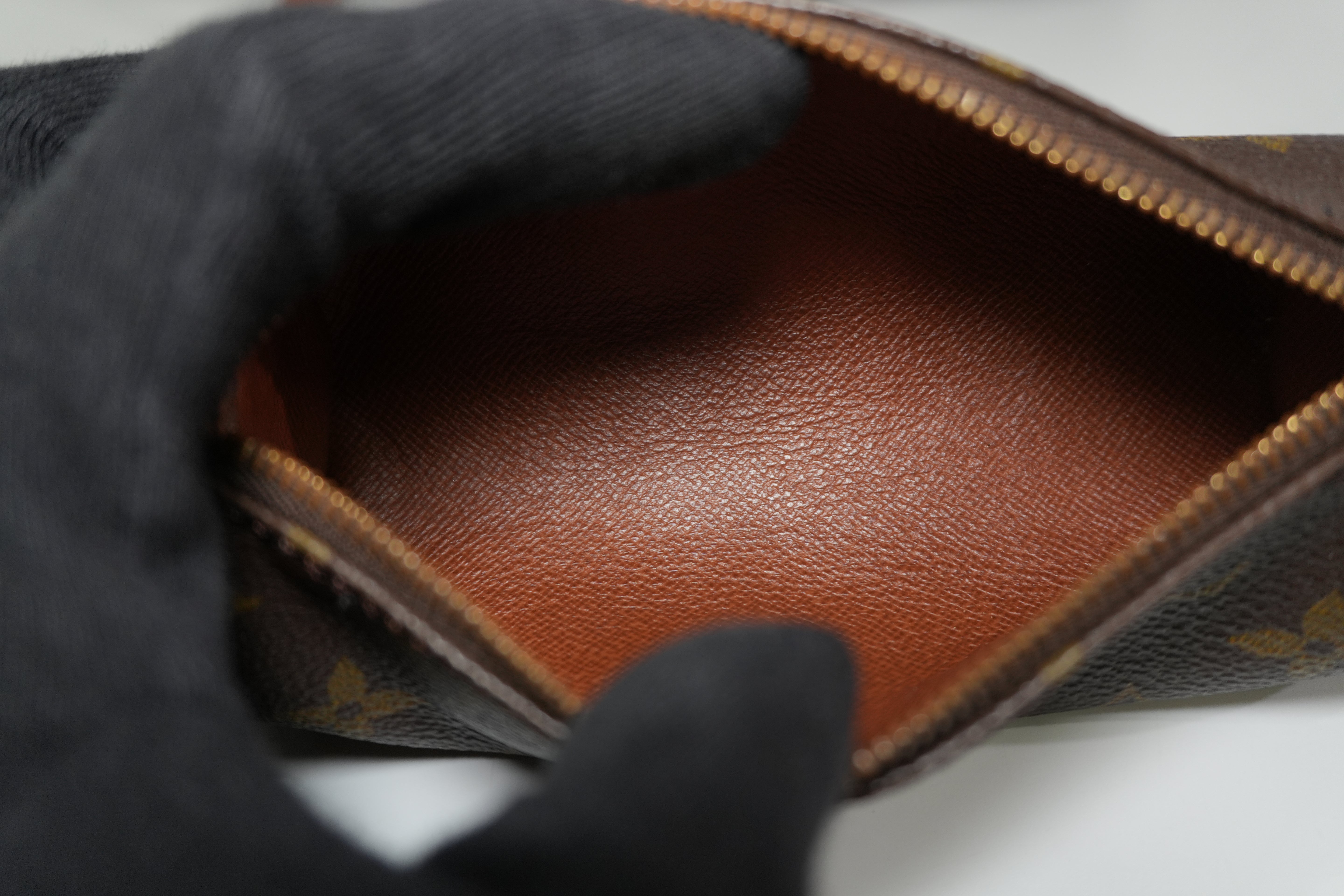 Pre-owned Louis Vuitton Monogram Papillon 30 Handbag