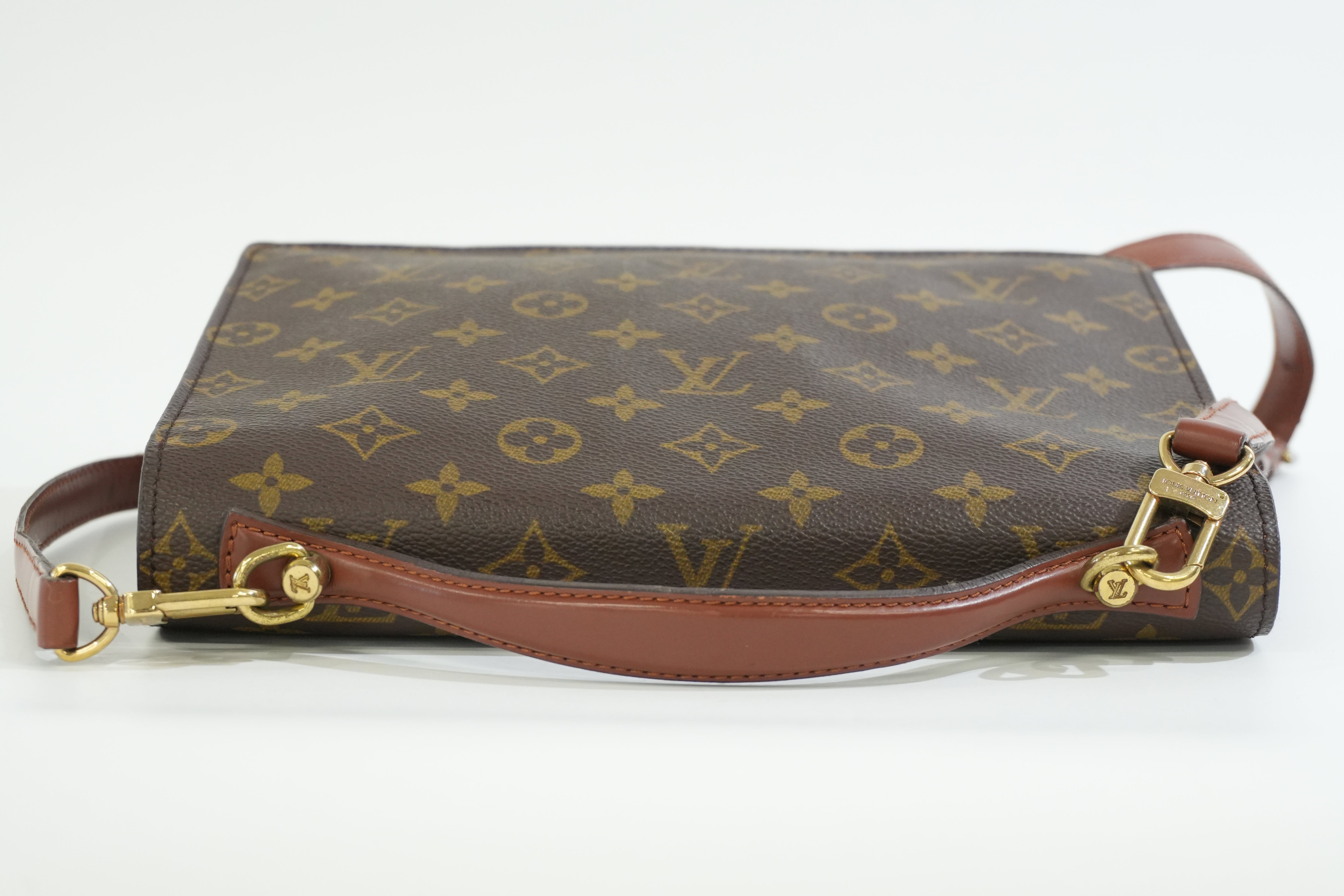Pre-owned Louis Vuitton Monogram Monceau 26 Crossbody Bag
