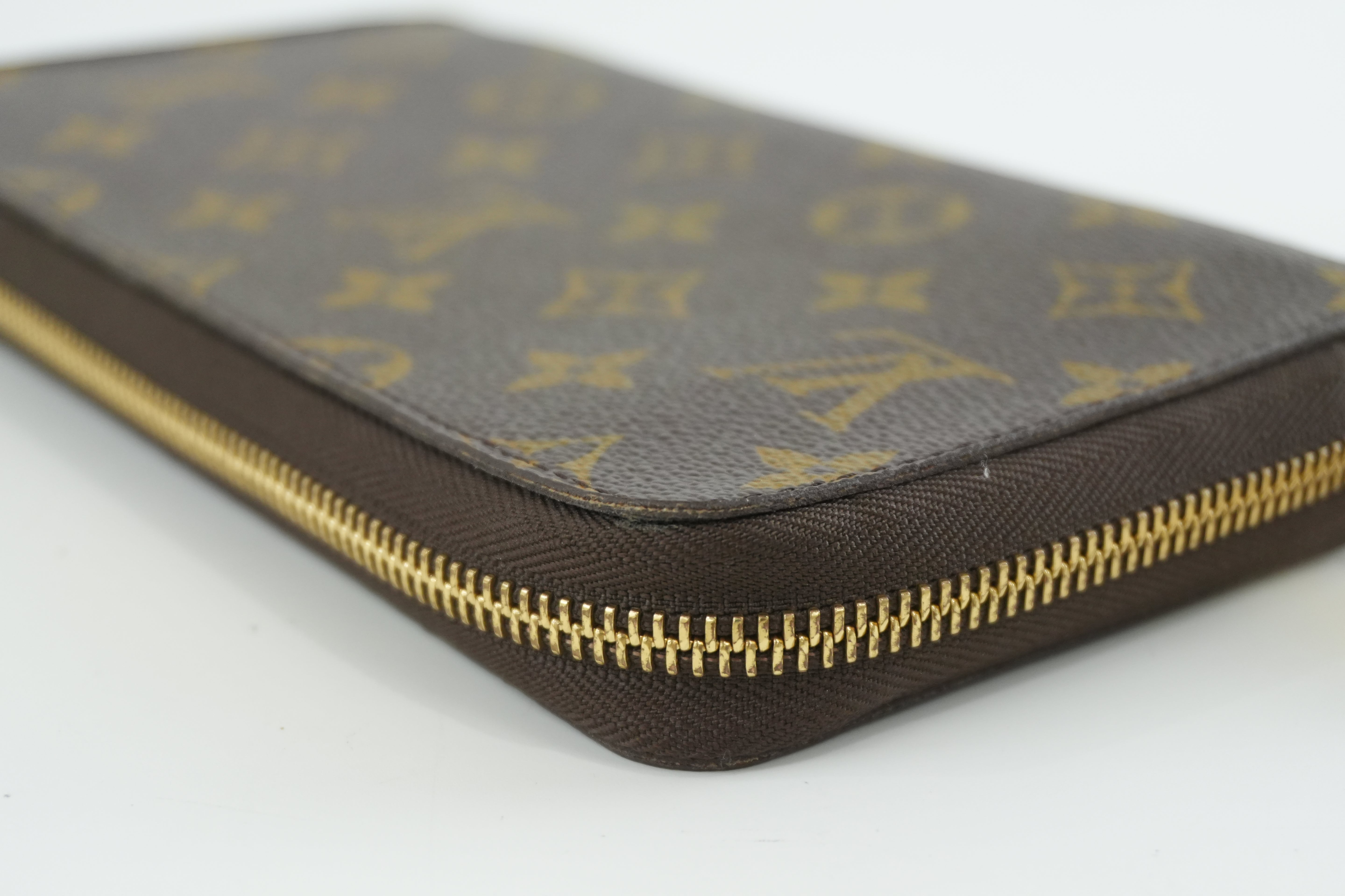 Pre-owned Louis Vuitton Monogram Zippy Organizer