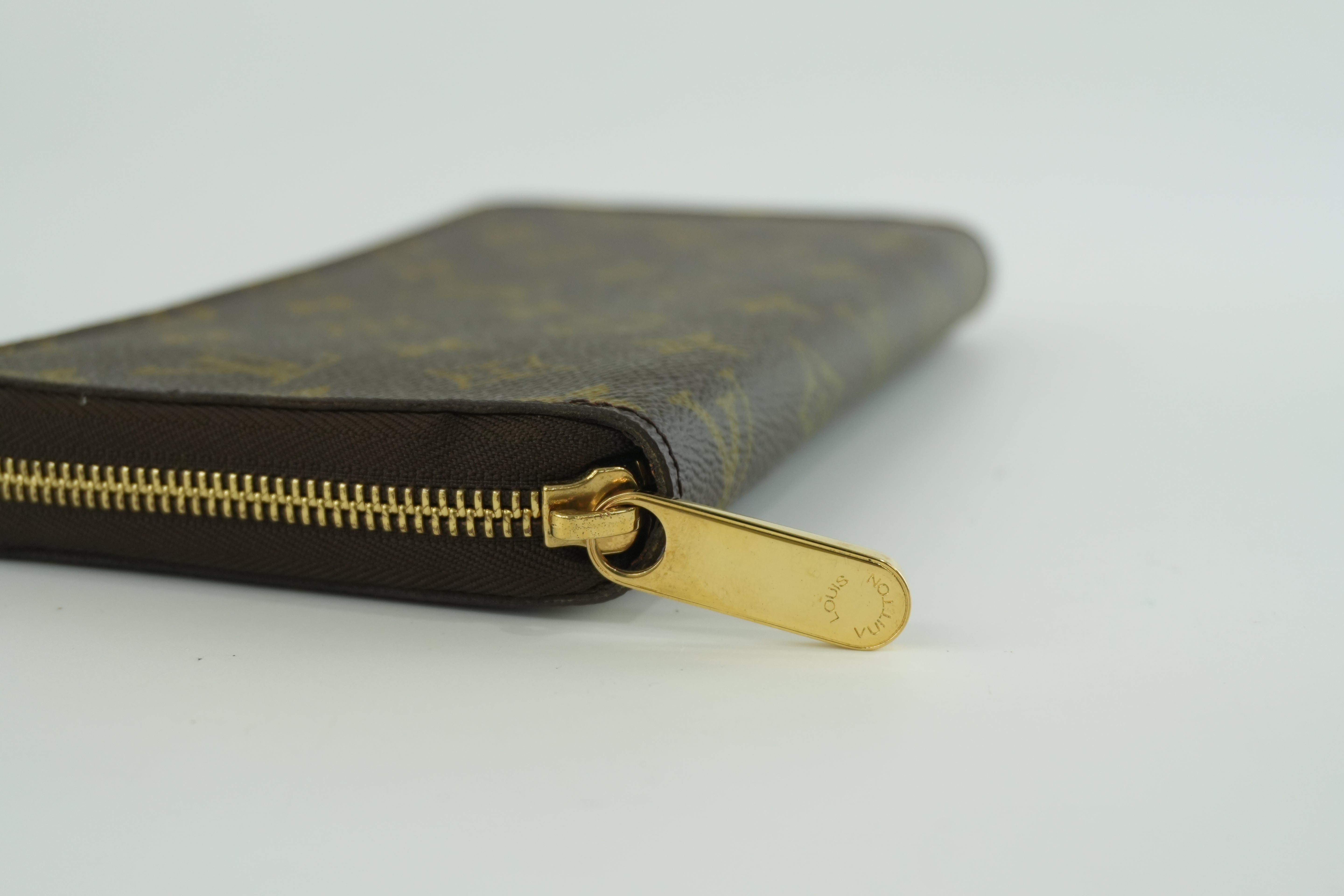 Pre-owned Louis Vuitton Monogram Zippy Organizer