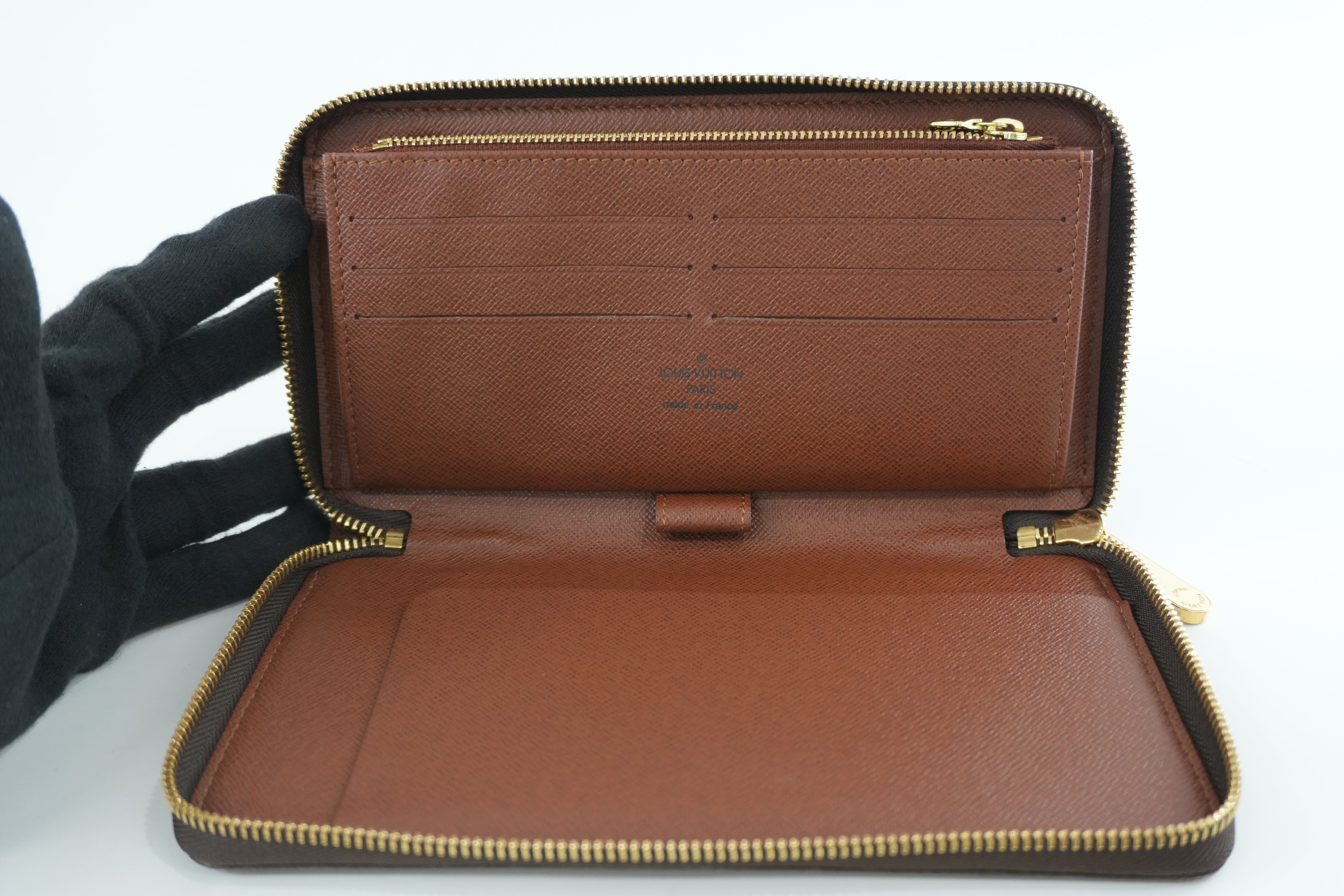 Pre-owned Louis Vuitton Monogram Zippy Organizer