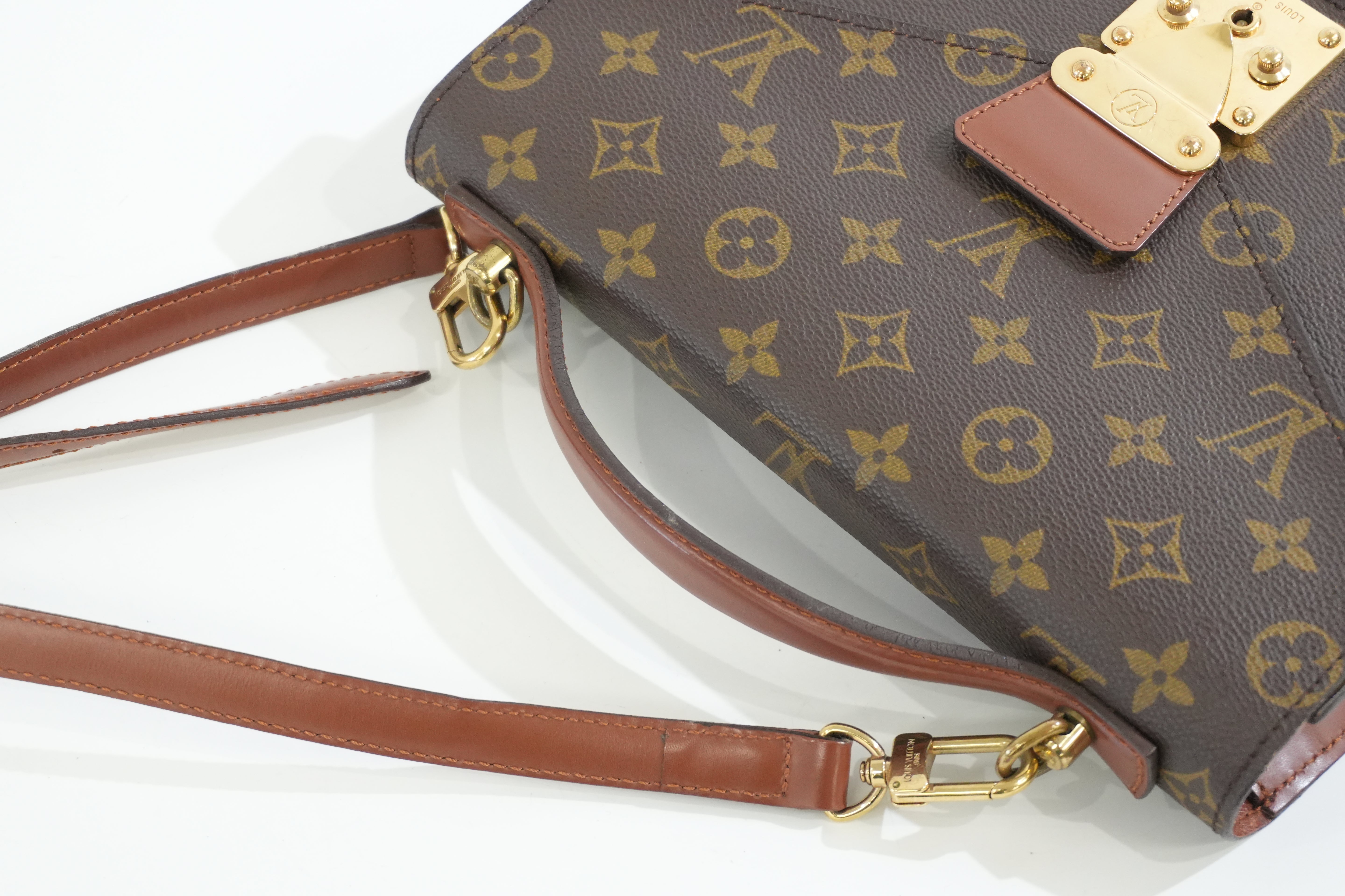 Pre-owned Louis Vuitton Monogram Monceau 26 Crossbody Bag