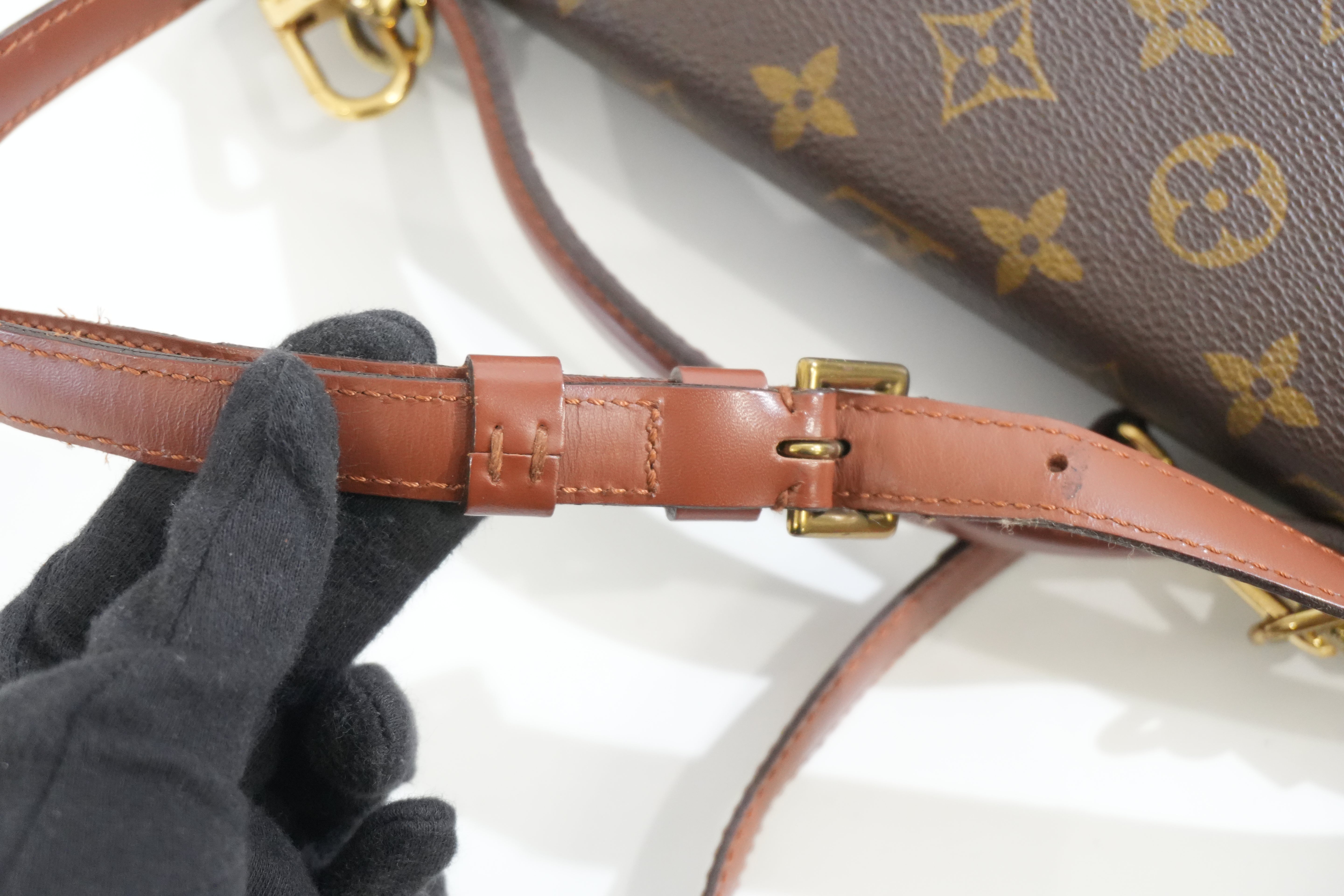 Pre-owned Louis Vuitton Monogram Monceau 26 Crossbody Bag