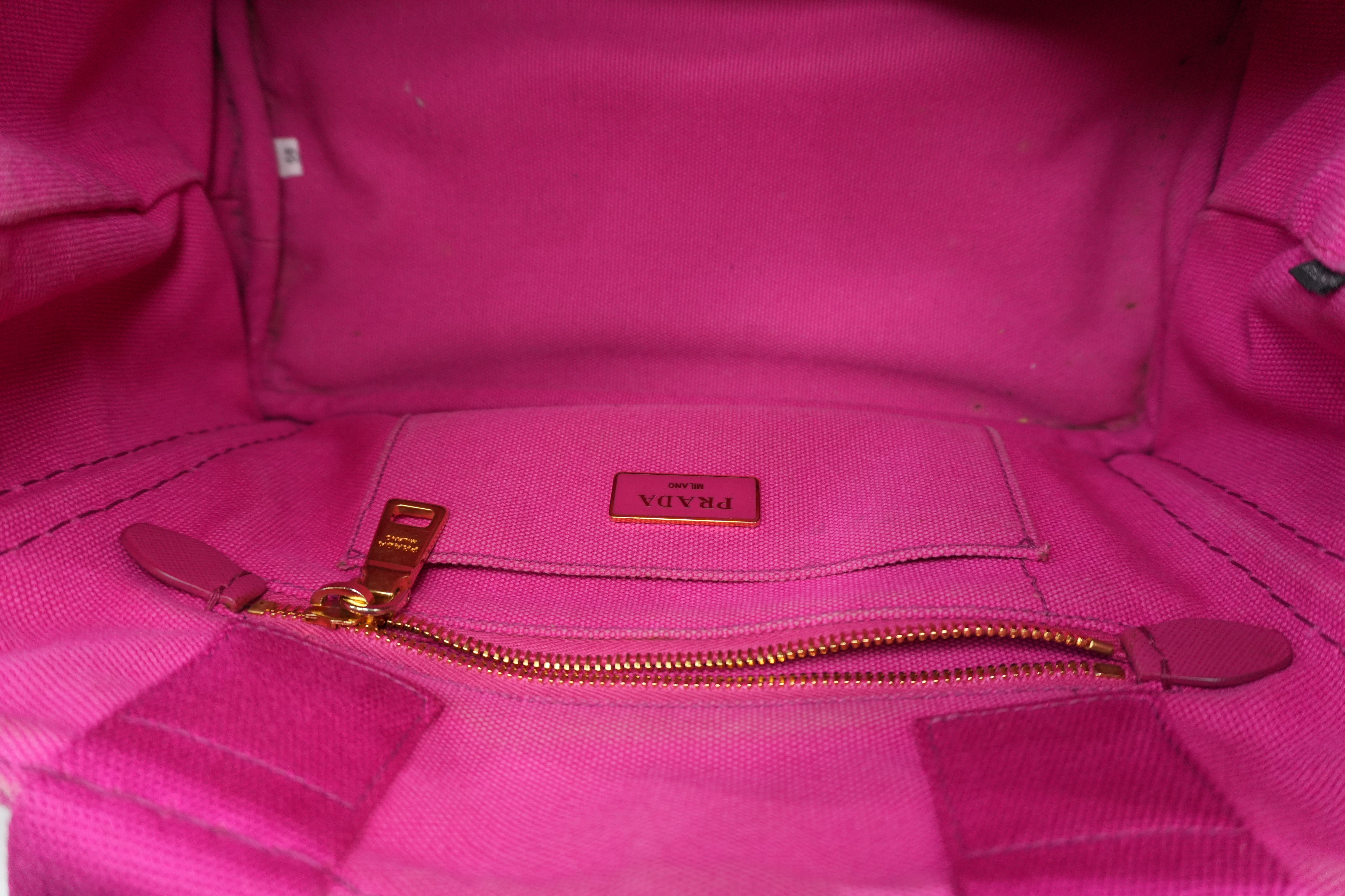 Pre-Owned Prada Canapa Handbag Pink