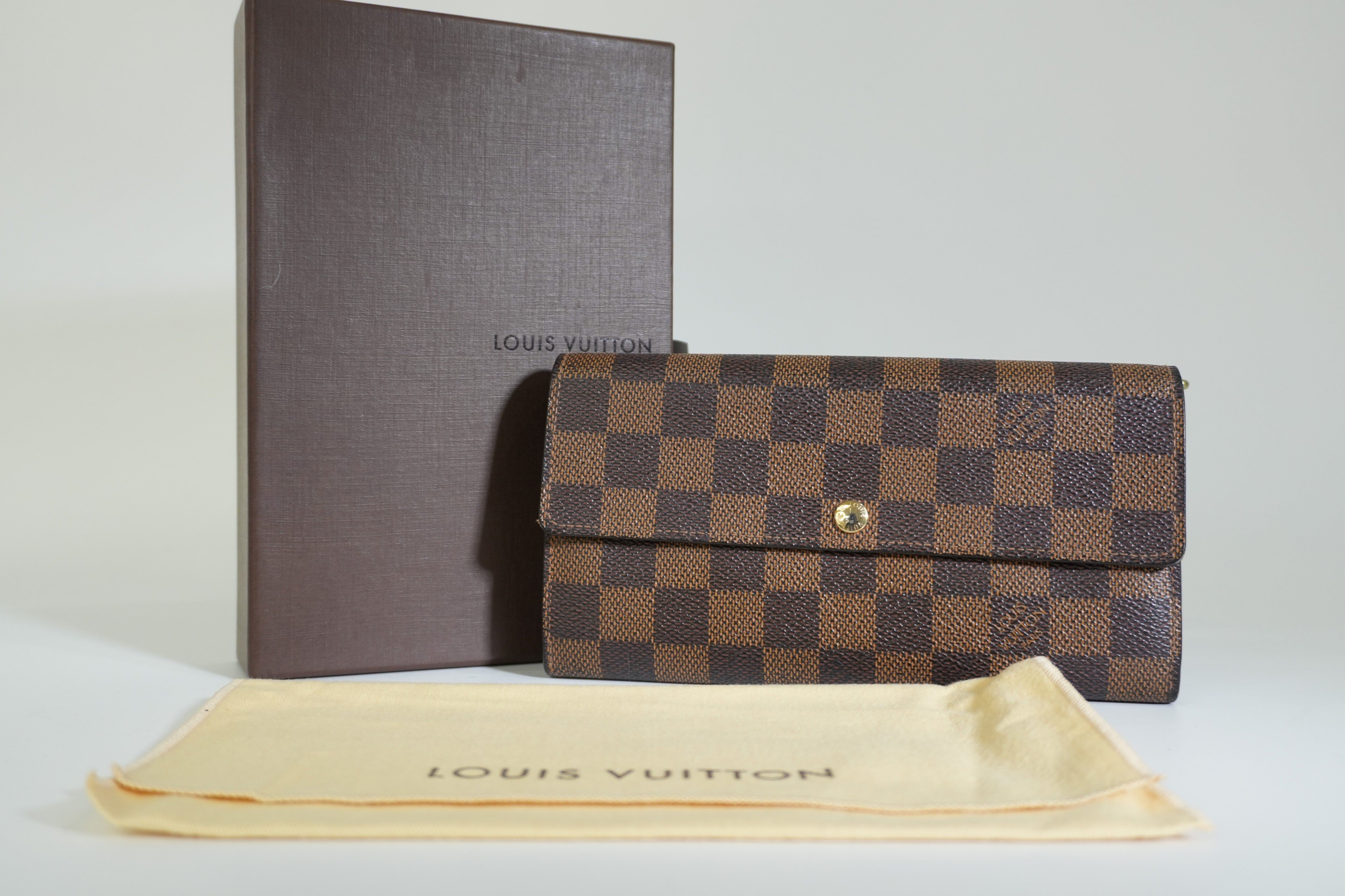 Pre-owned Louis Vuitton Damier Ebene Sarah Wallet