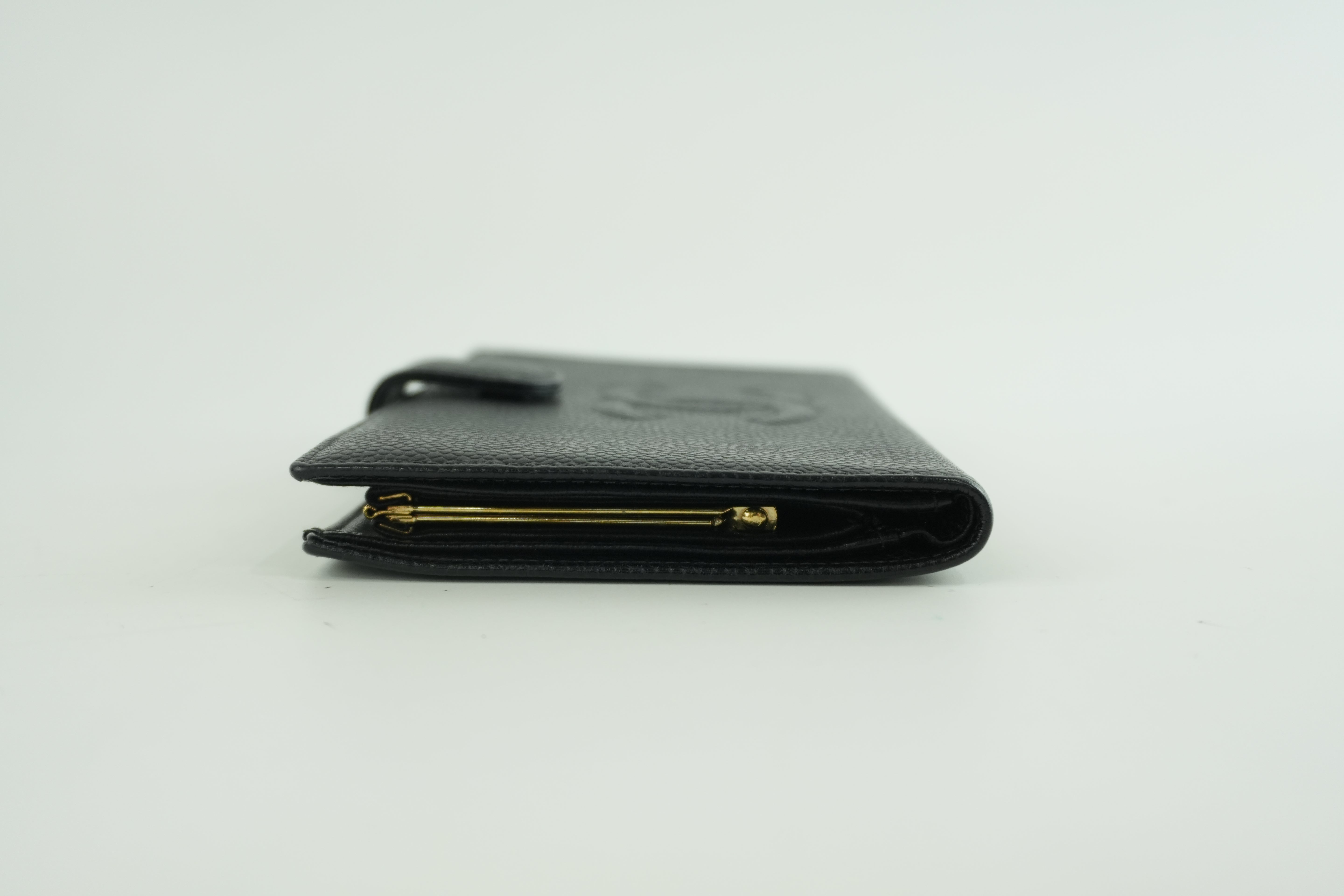 Pre-owned Chanel Caviar Skin Long Wallet