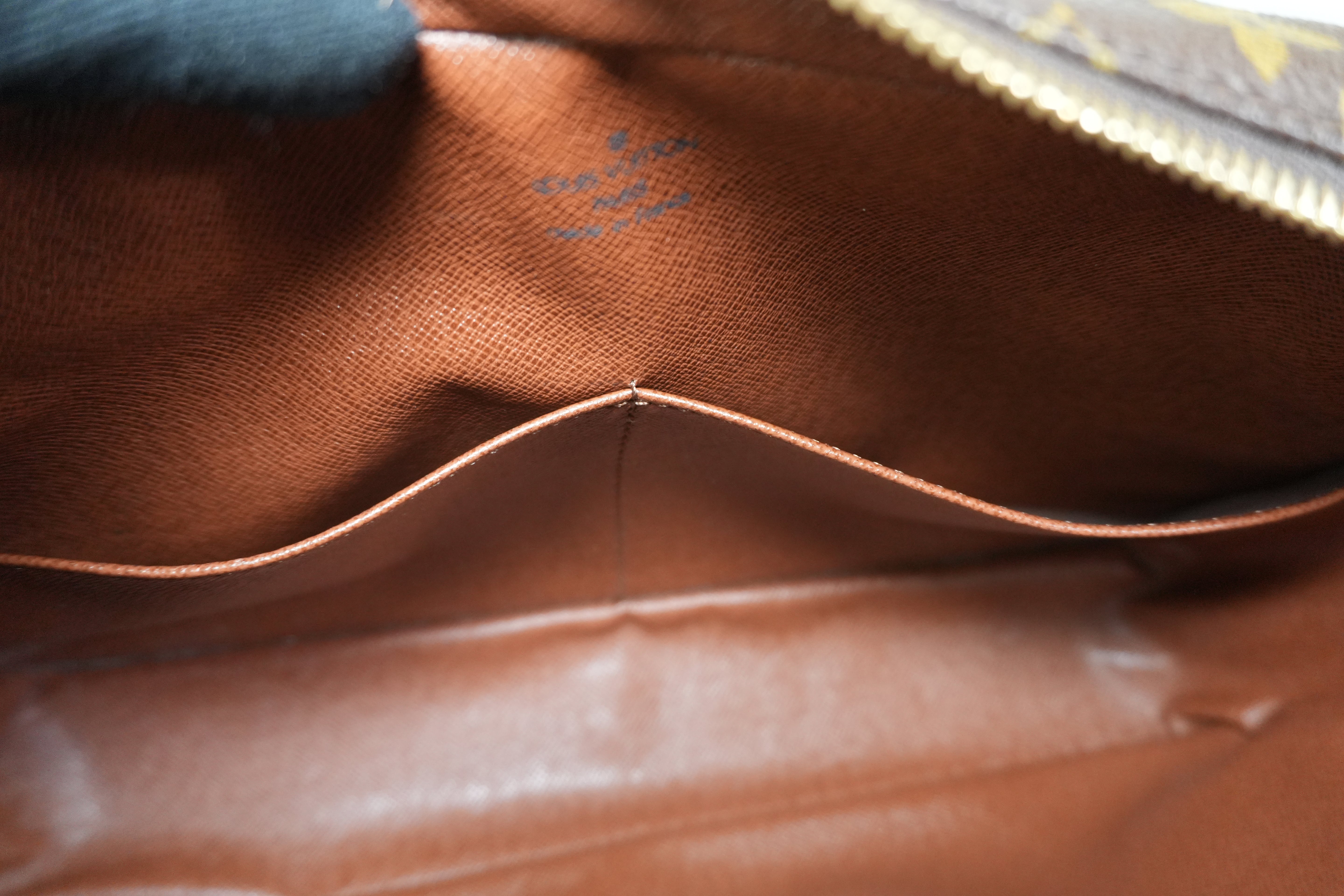 Pre-owned Louis Vuitton Monogram Compiegne 28 Clutch Bag