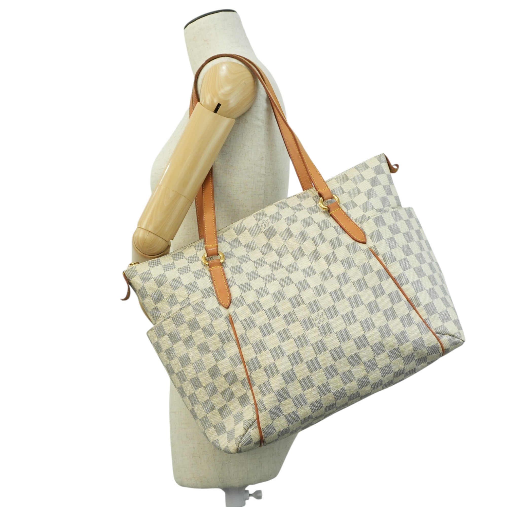 Pre-owned Louis Vuitton Damier Azur Totally MM Tote Bag