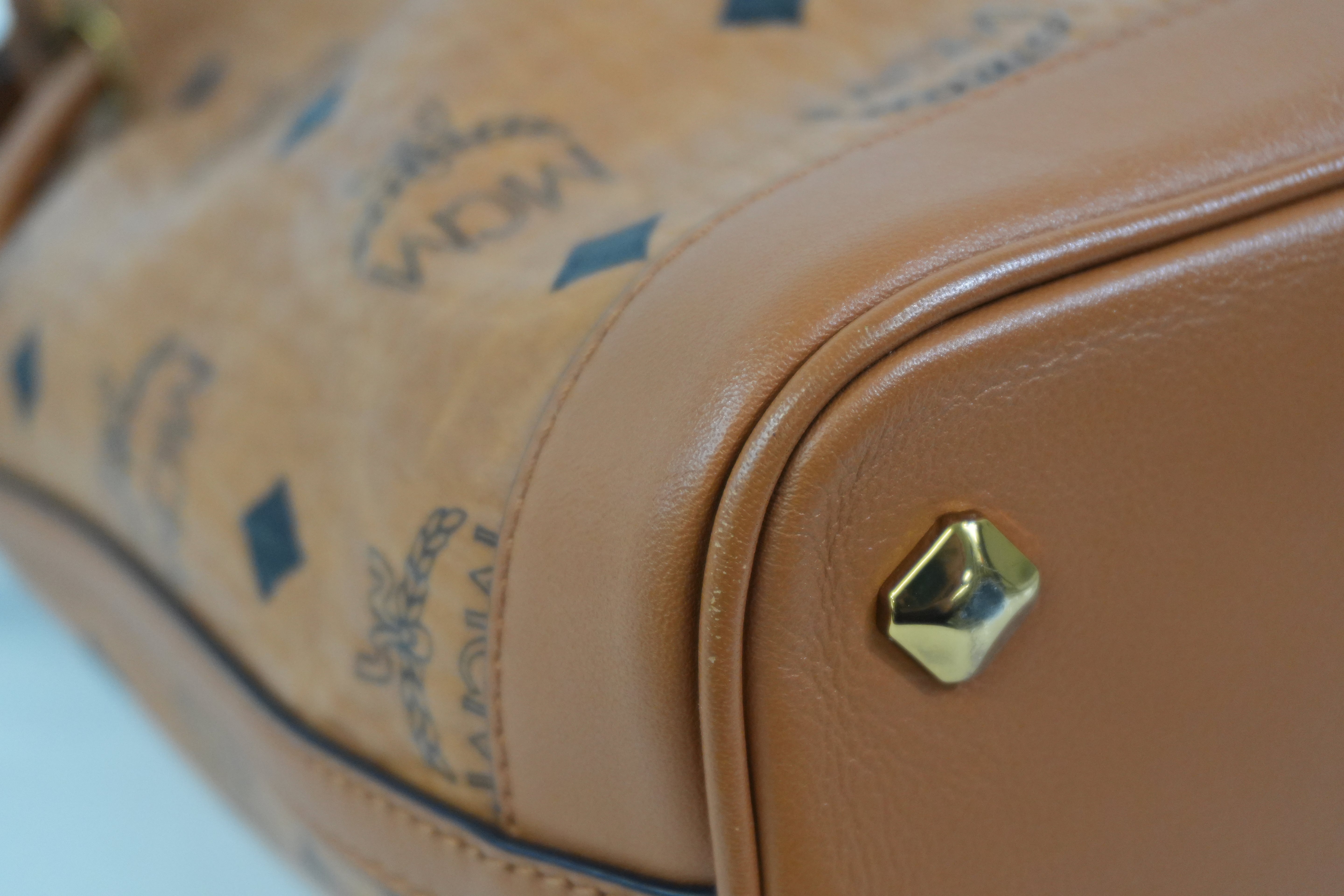Pre-Owned MCM Park Rabbit Visetos Drawstring Crossbody bag Cognac