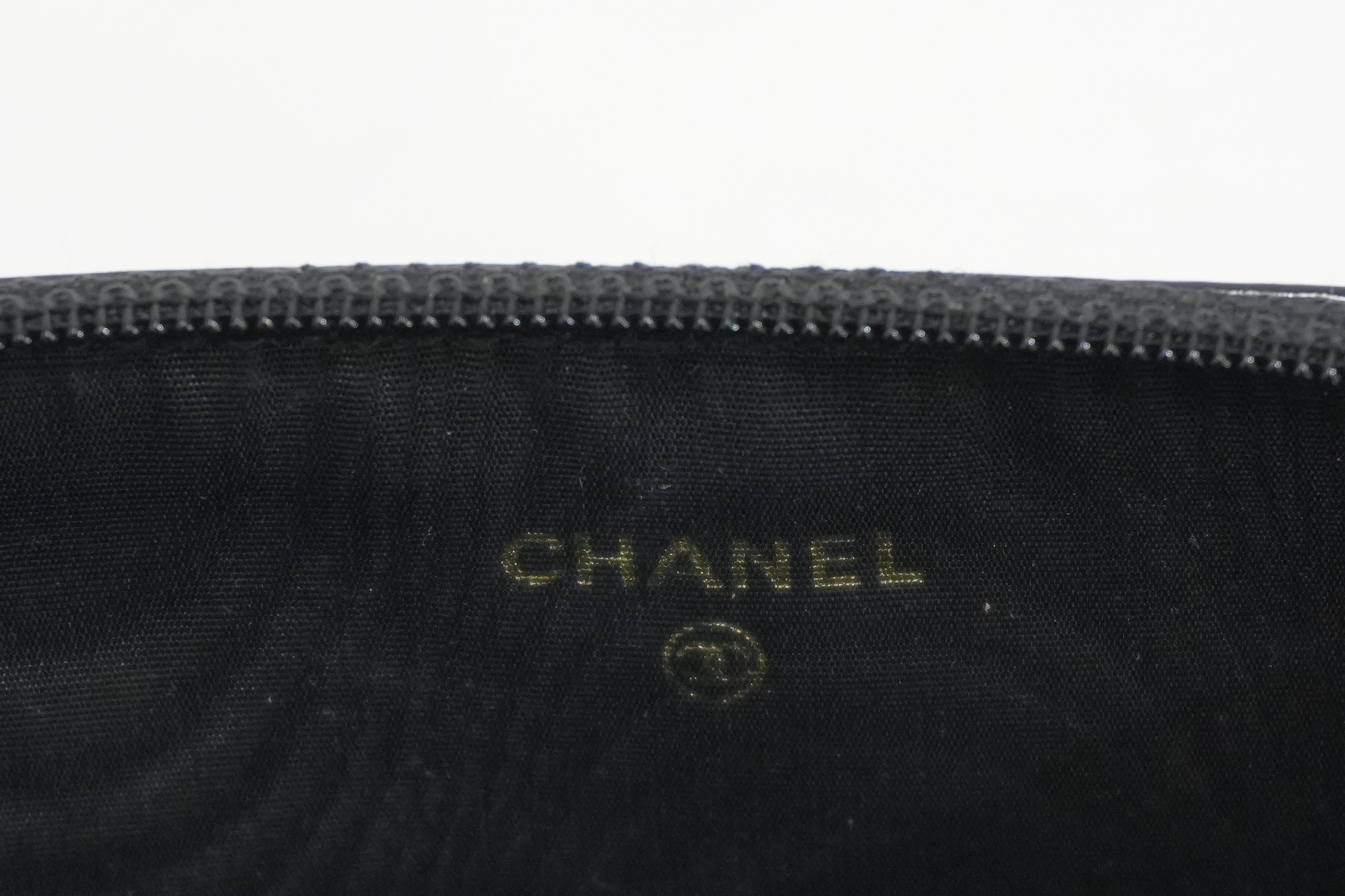Pre-owned Chanel Patent Zippy Card Holder Black
