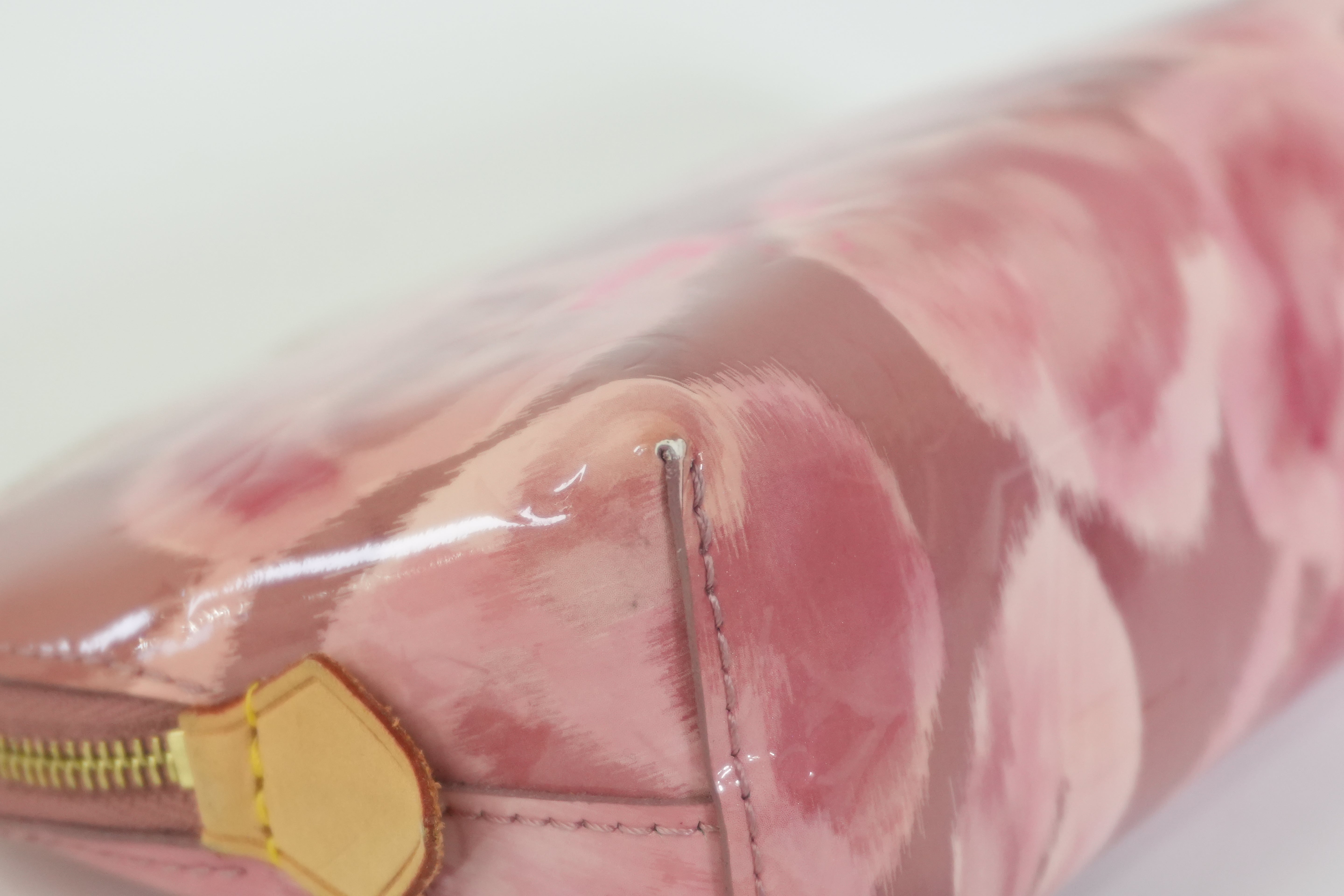 Pre-owned Louis Vuitton Vernis Cosmetic Pouch Pink