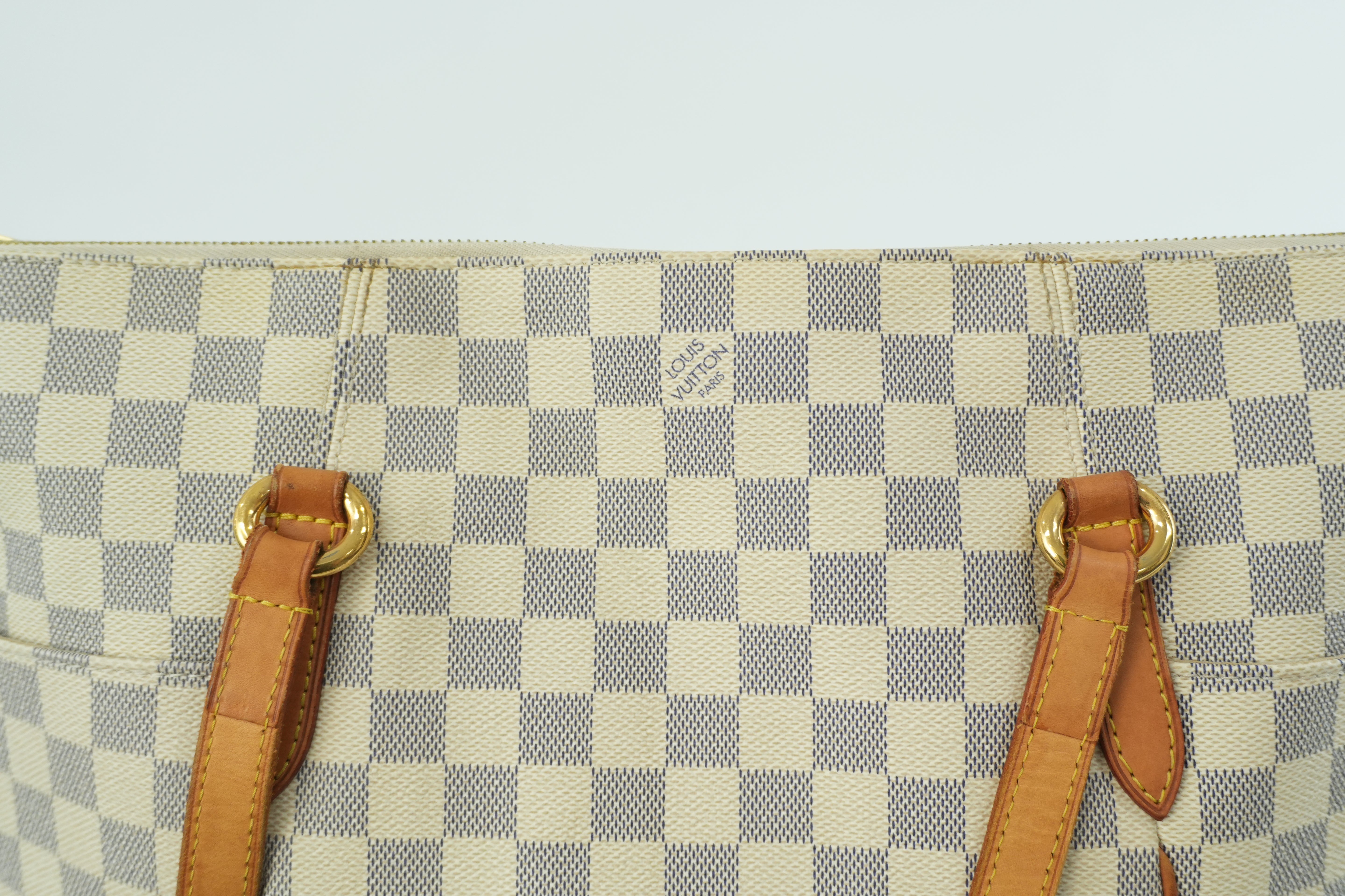 Pre-owned Louis Vuitton Damier Azur Totally MM Tote Bag