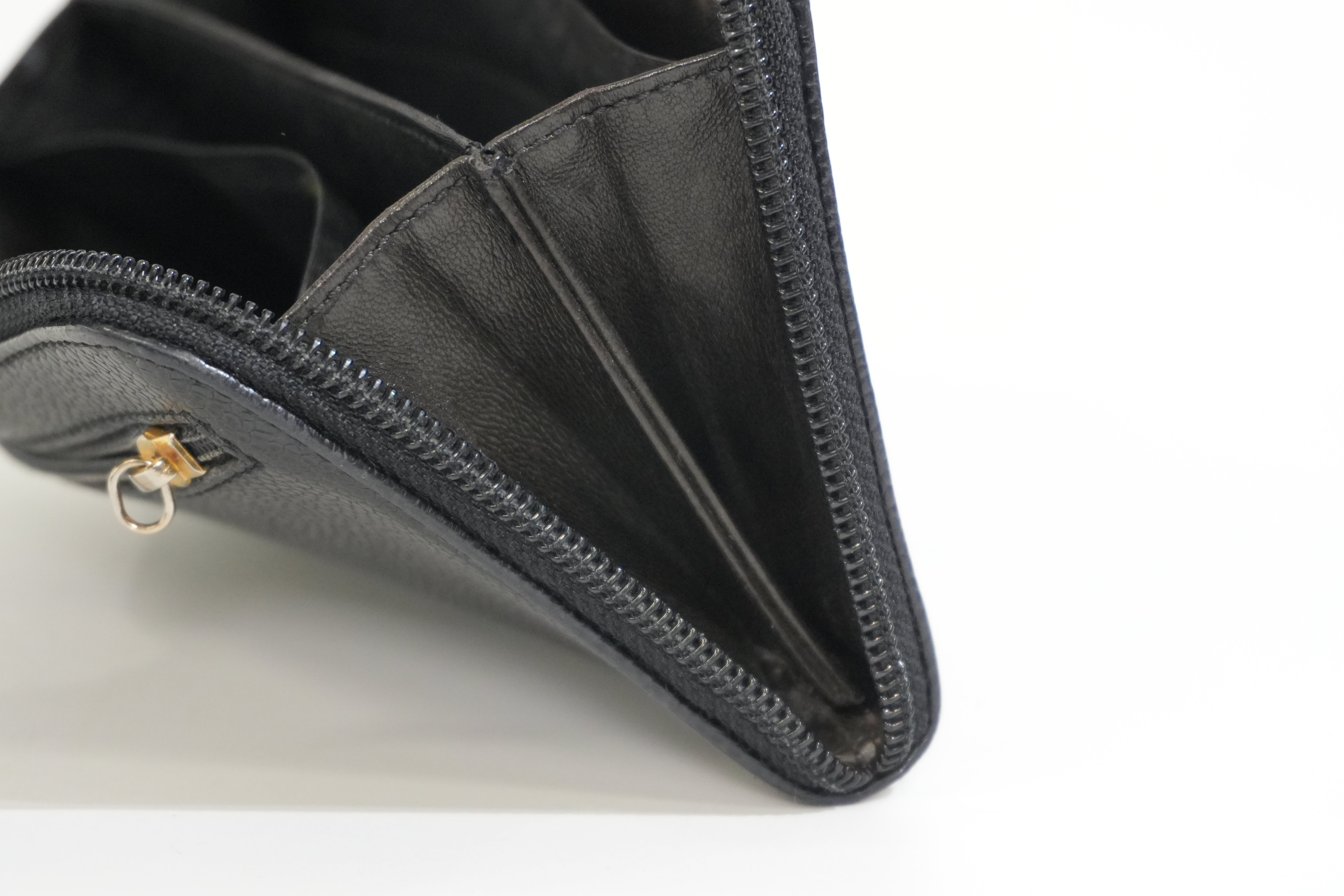 Pre-owned Chanel Caviar Skin Zippy Long Wallet Black