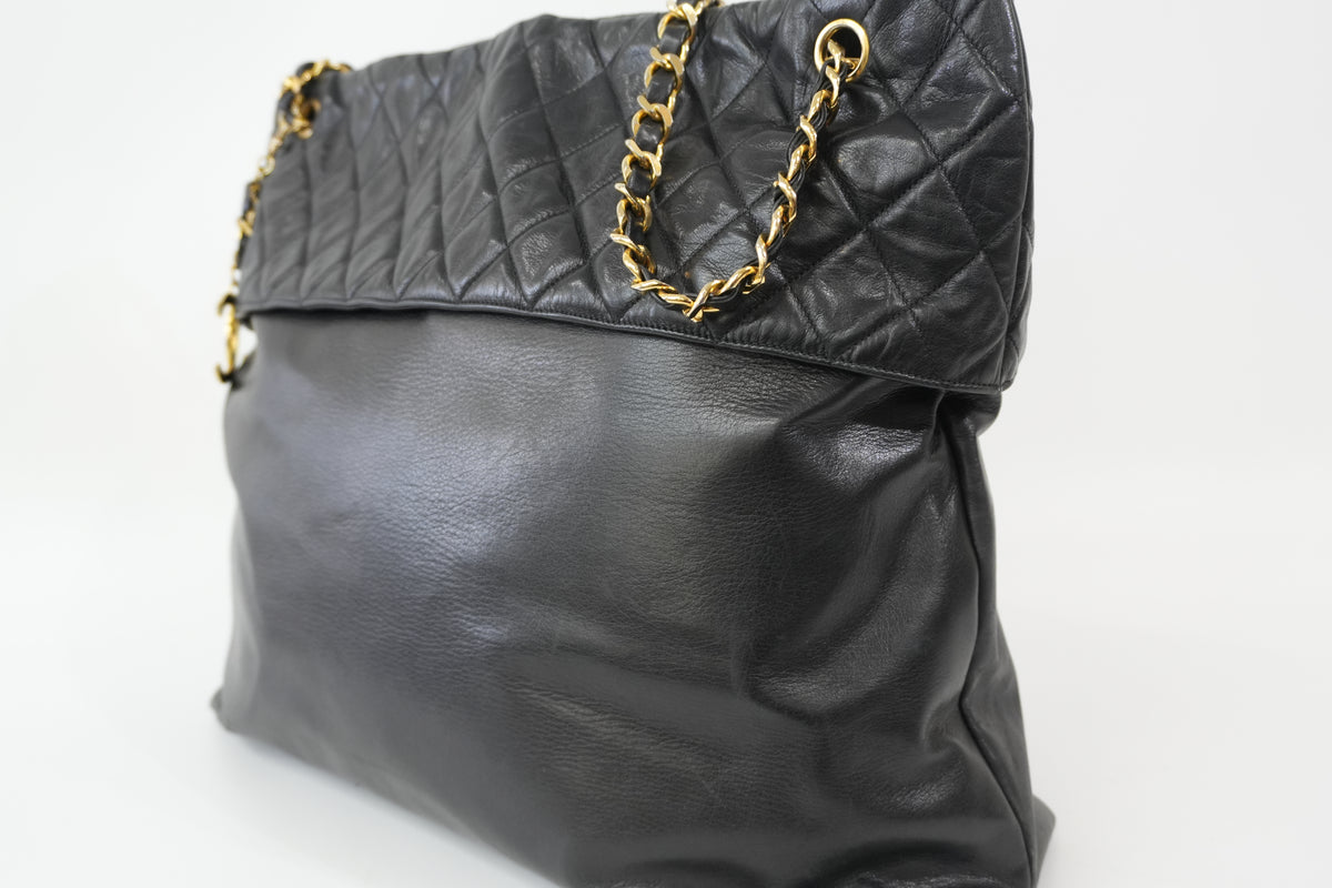 Pre-Owned Chanel Quilted Foldover Chain Tote Bag Black