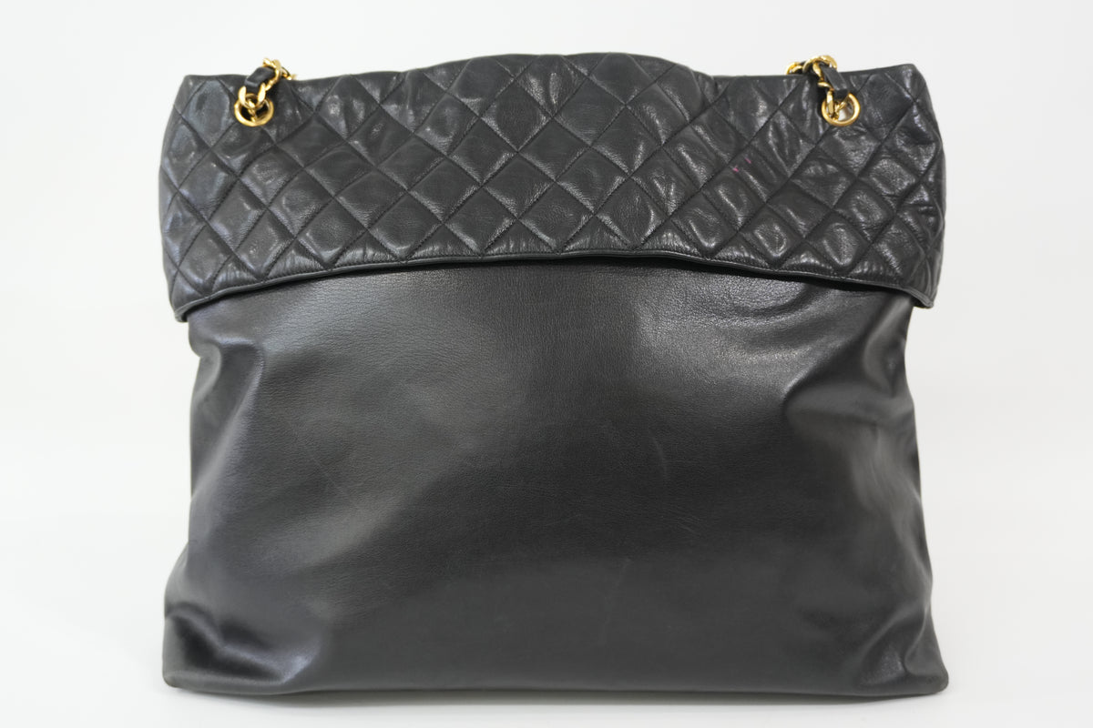Pre-Owned Chanel Quilted Foldover Chain Tote Bag Black