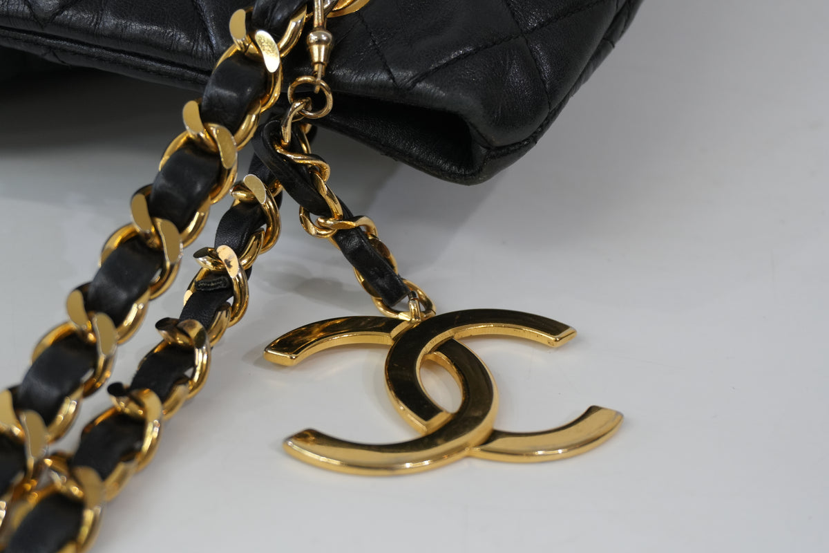 Pre-Owned Chanel Quilted Foldover Chain Tote Bag Black