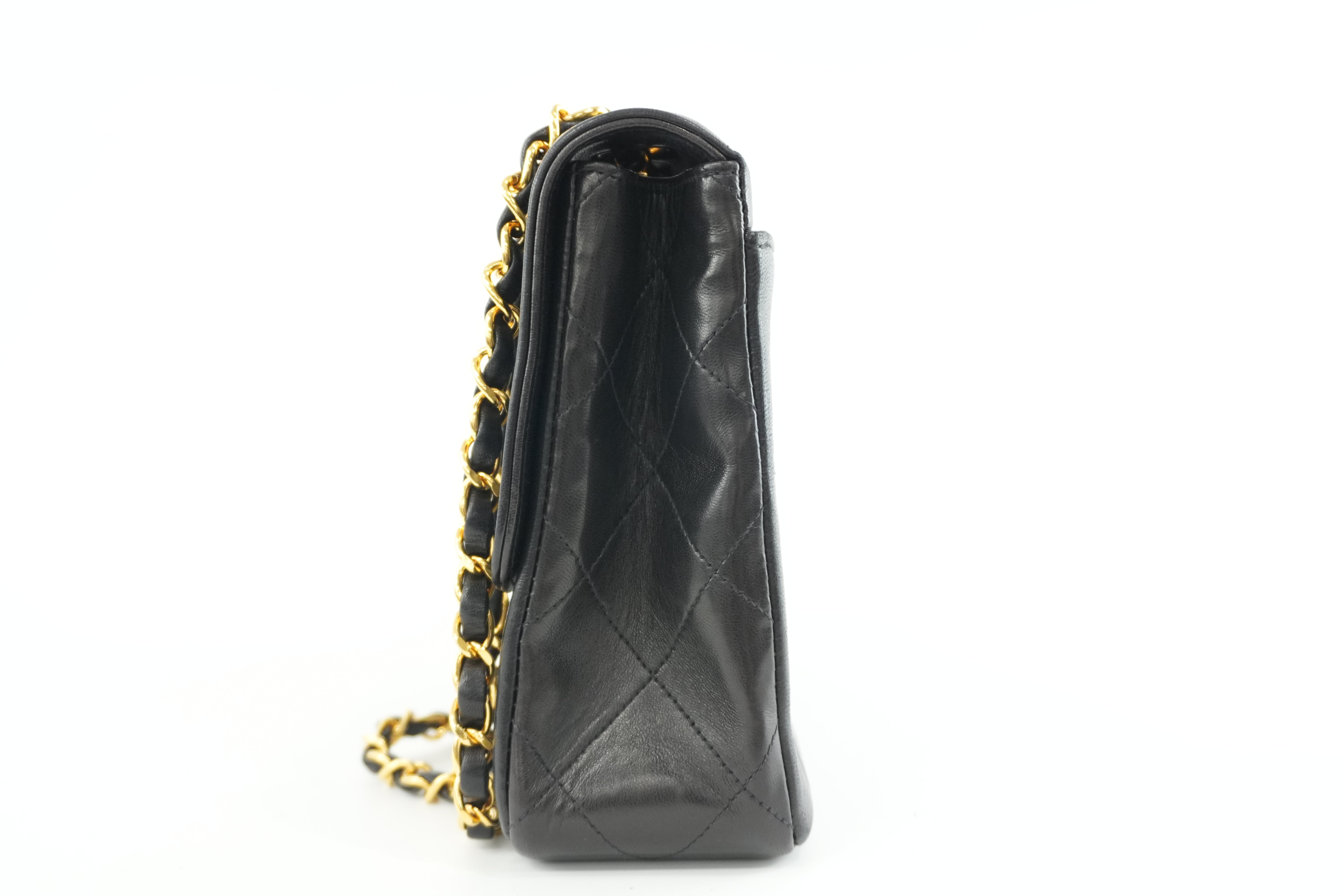 Chanel Lambskin Leather Single Flap Chain Shoulder Bag Black Used