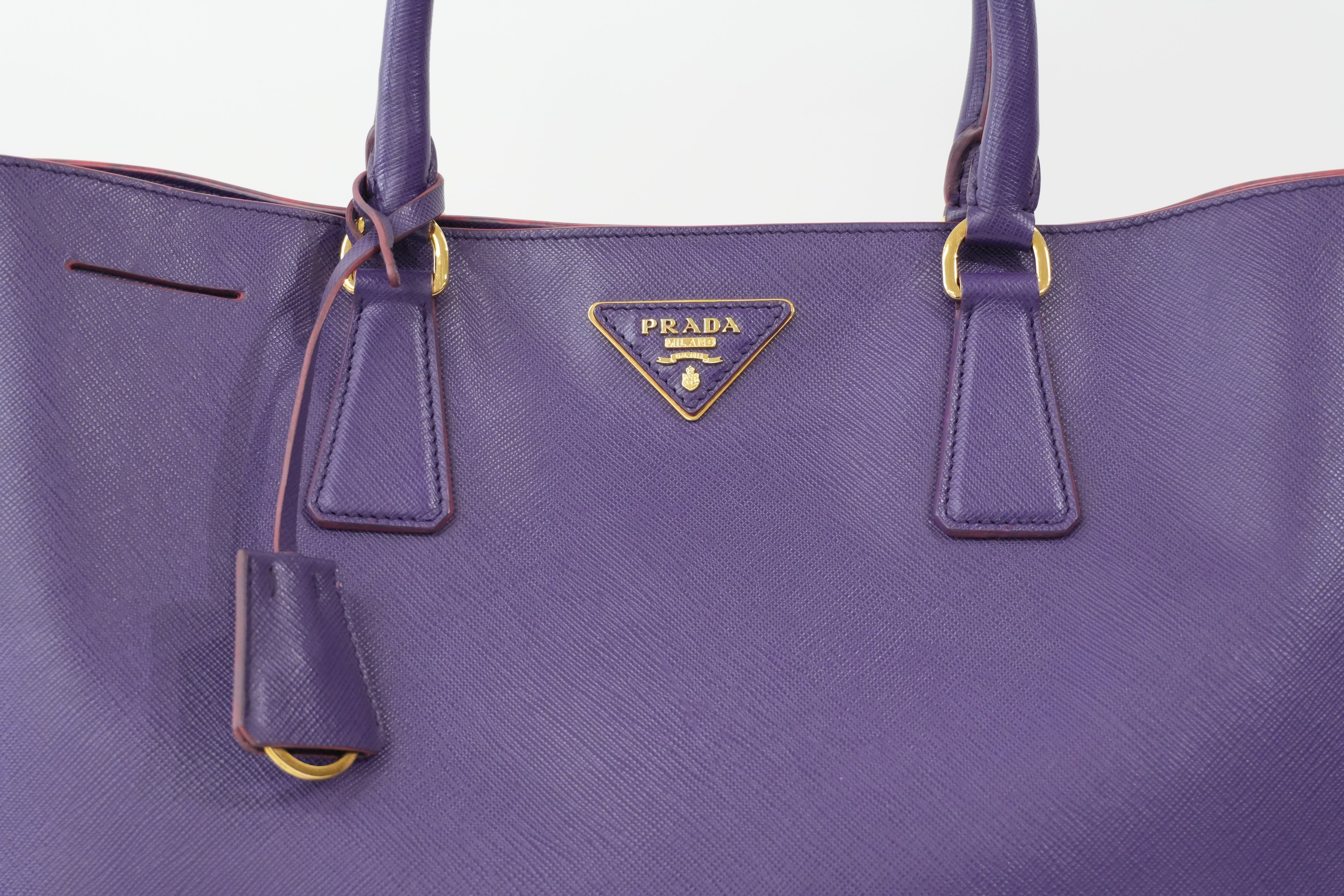 Pre-Owned Prada Saffiano Lux Galleria Double Zip Handbag Purple