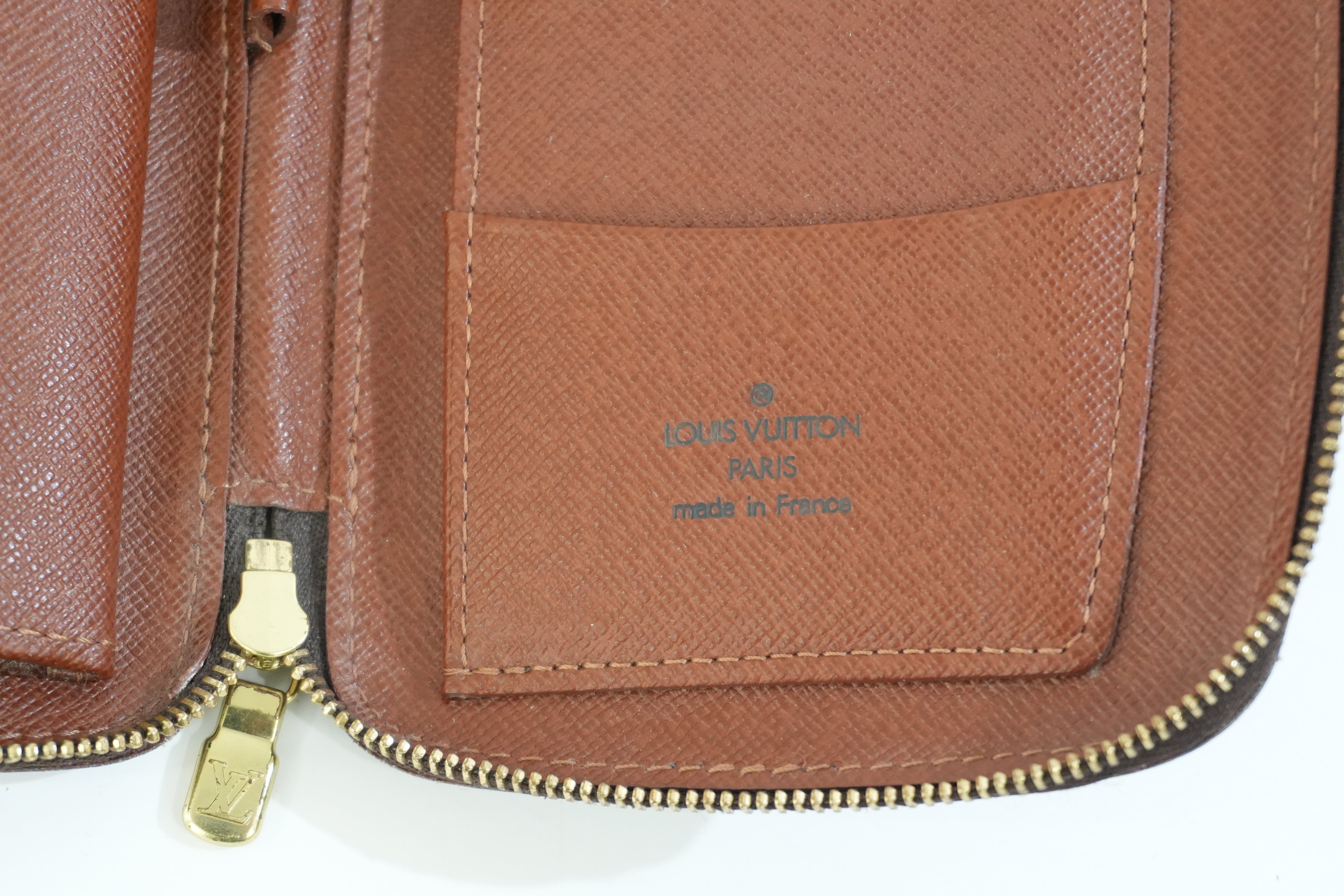 Pre-owned Louis Vuitton Monogram Short Organizer