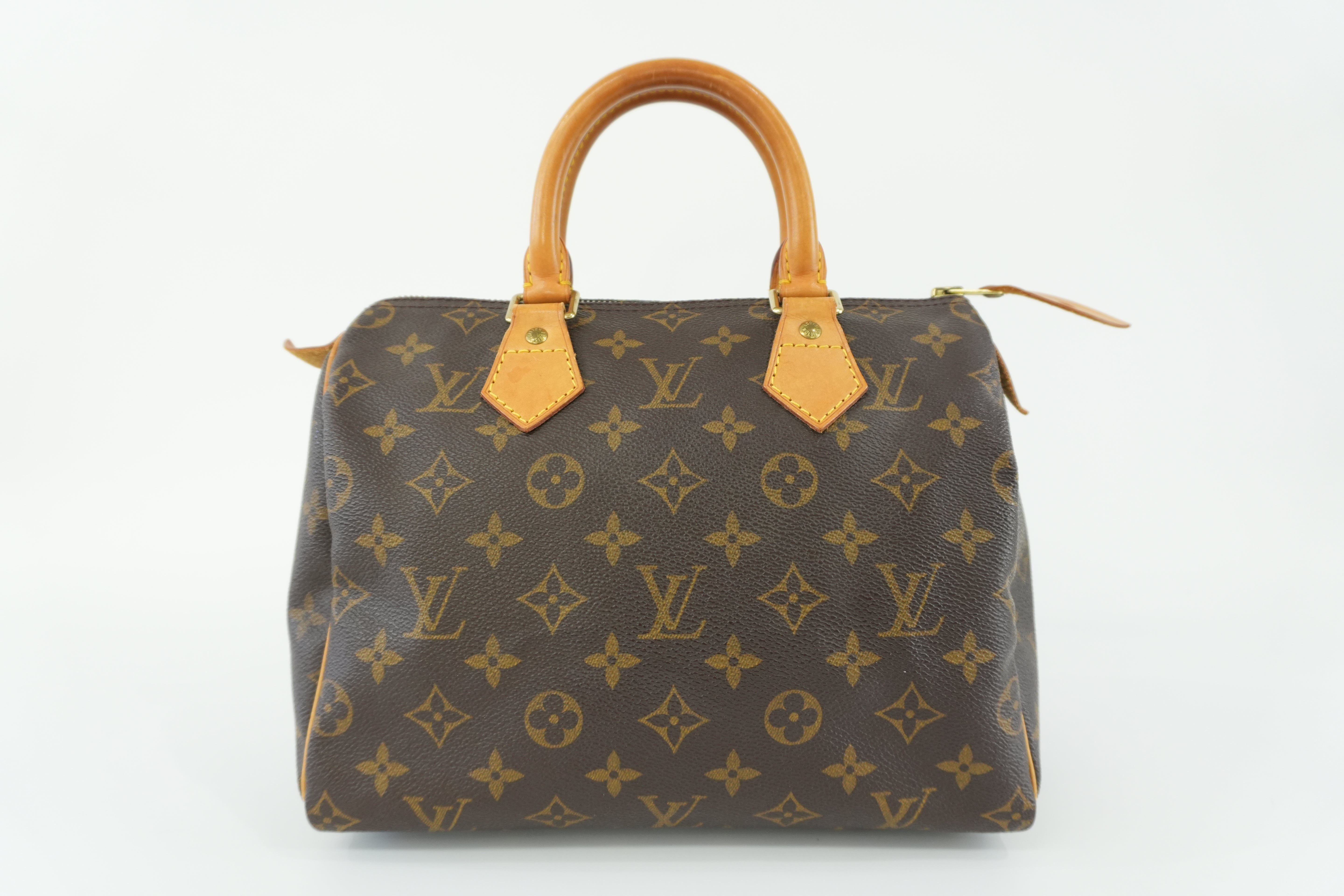 Louis Vuitton Monogram Speedy 25 Used
