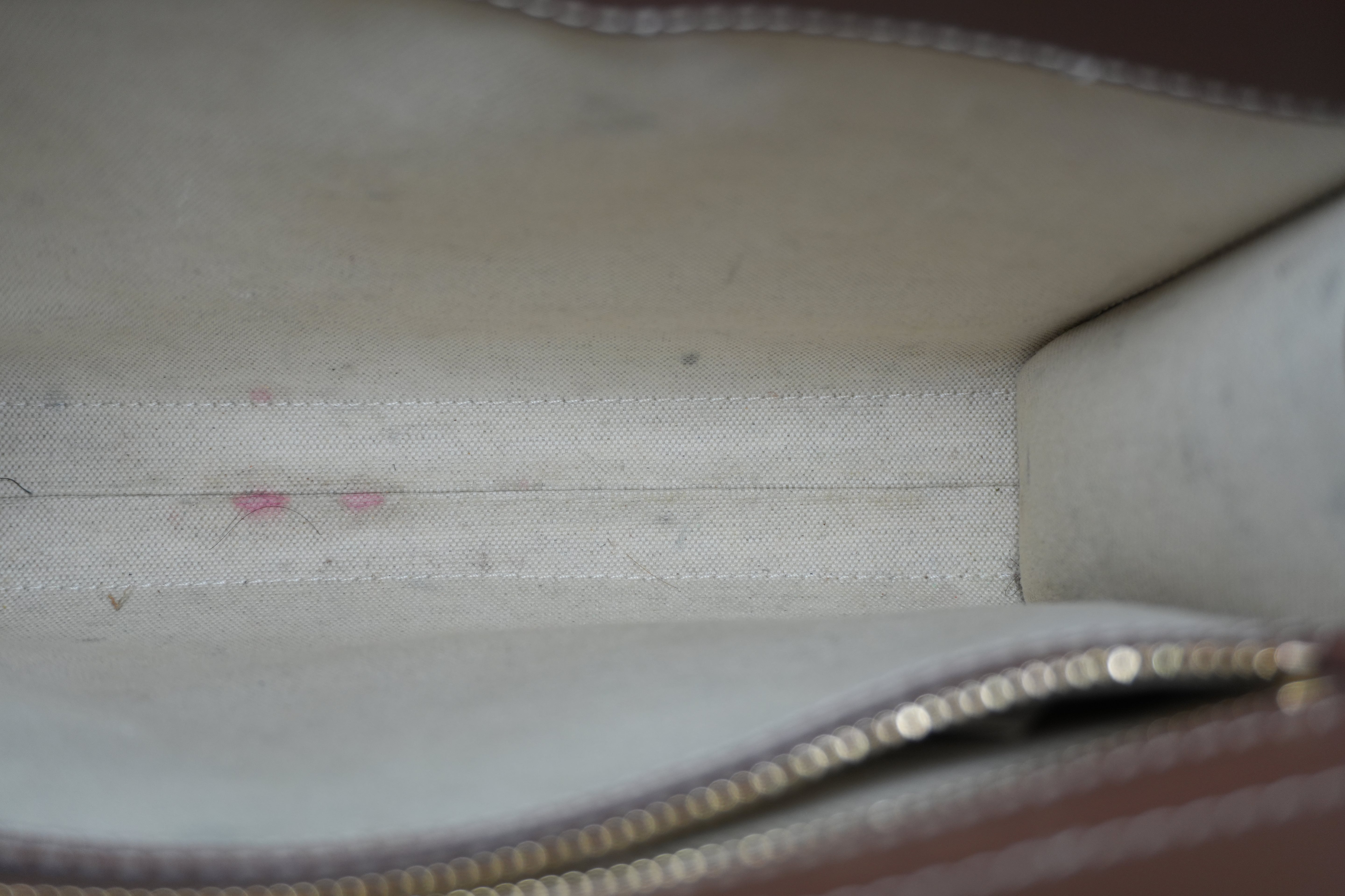 Pre-owned Burberry Shoulder Bag Ivory and Brown