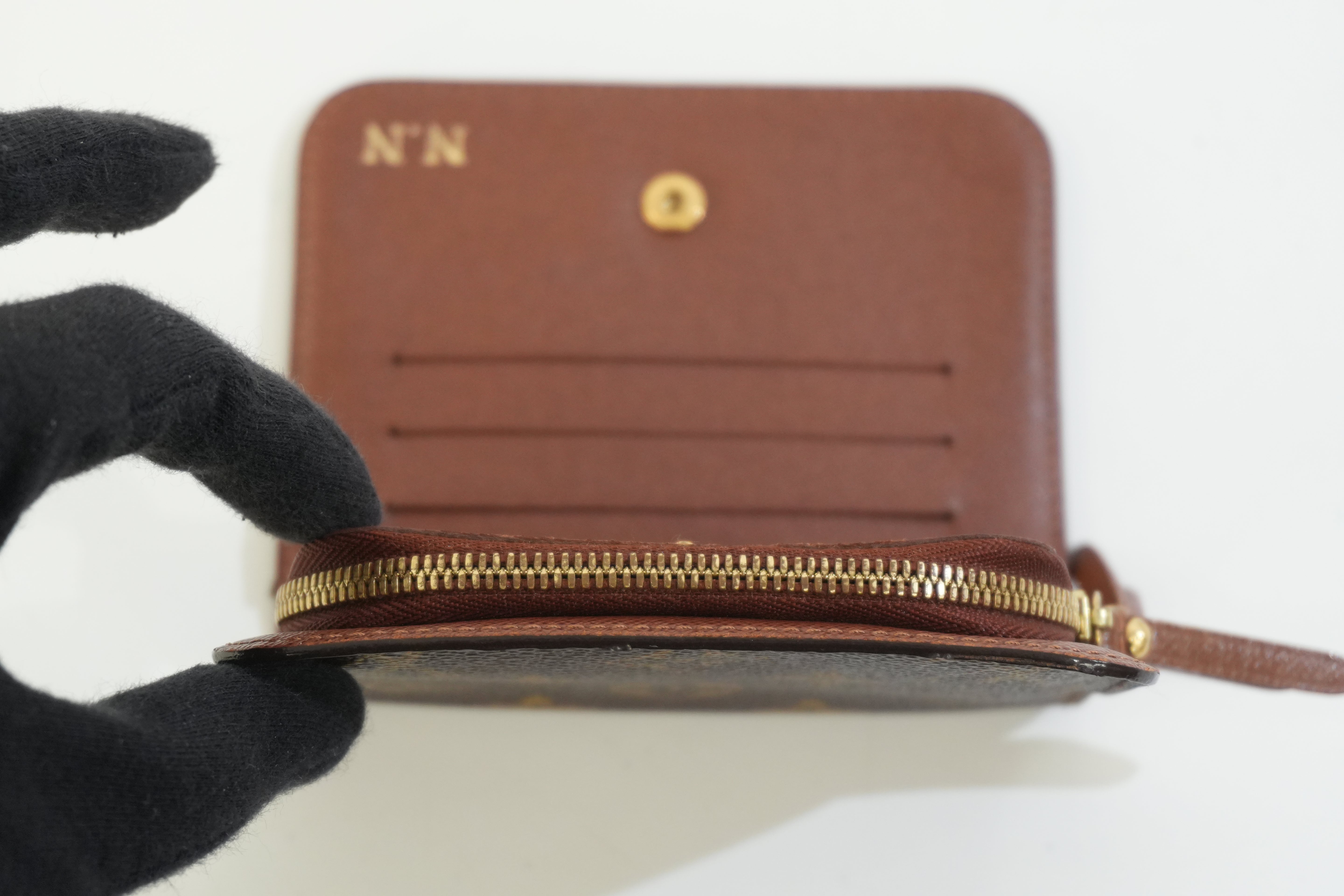 Pre-owed Louis Vuitton Monogram Zippy Coin Case