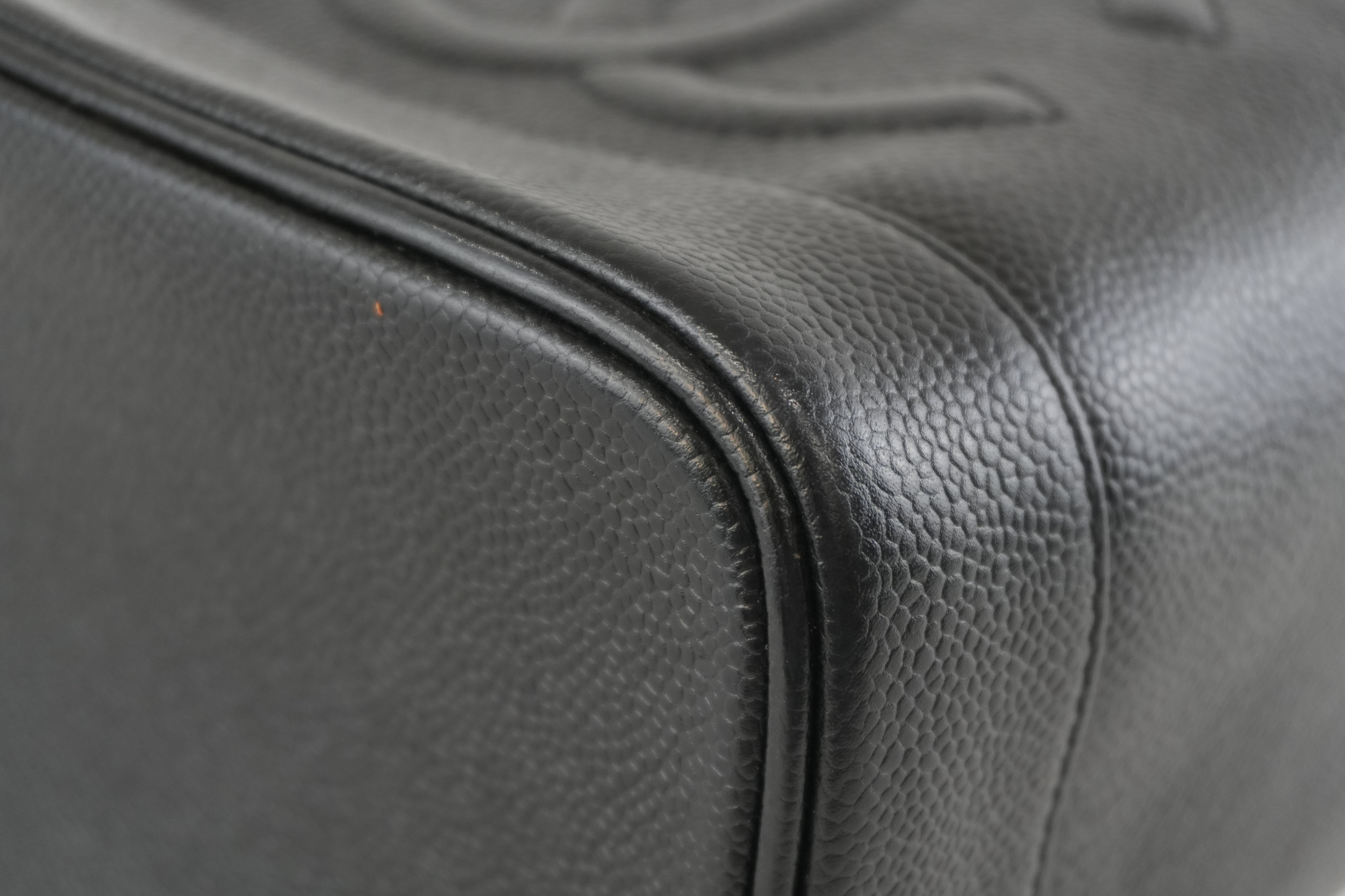 Chanel Caviar Leather Vanity Case Black Used