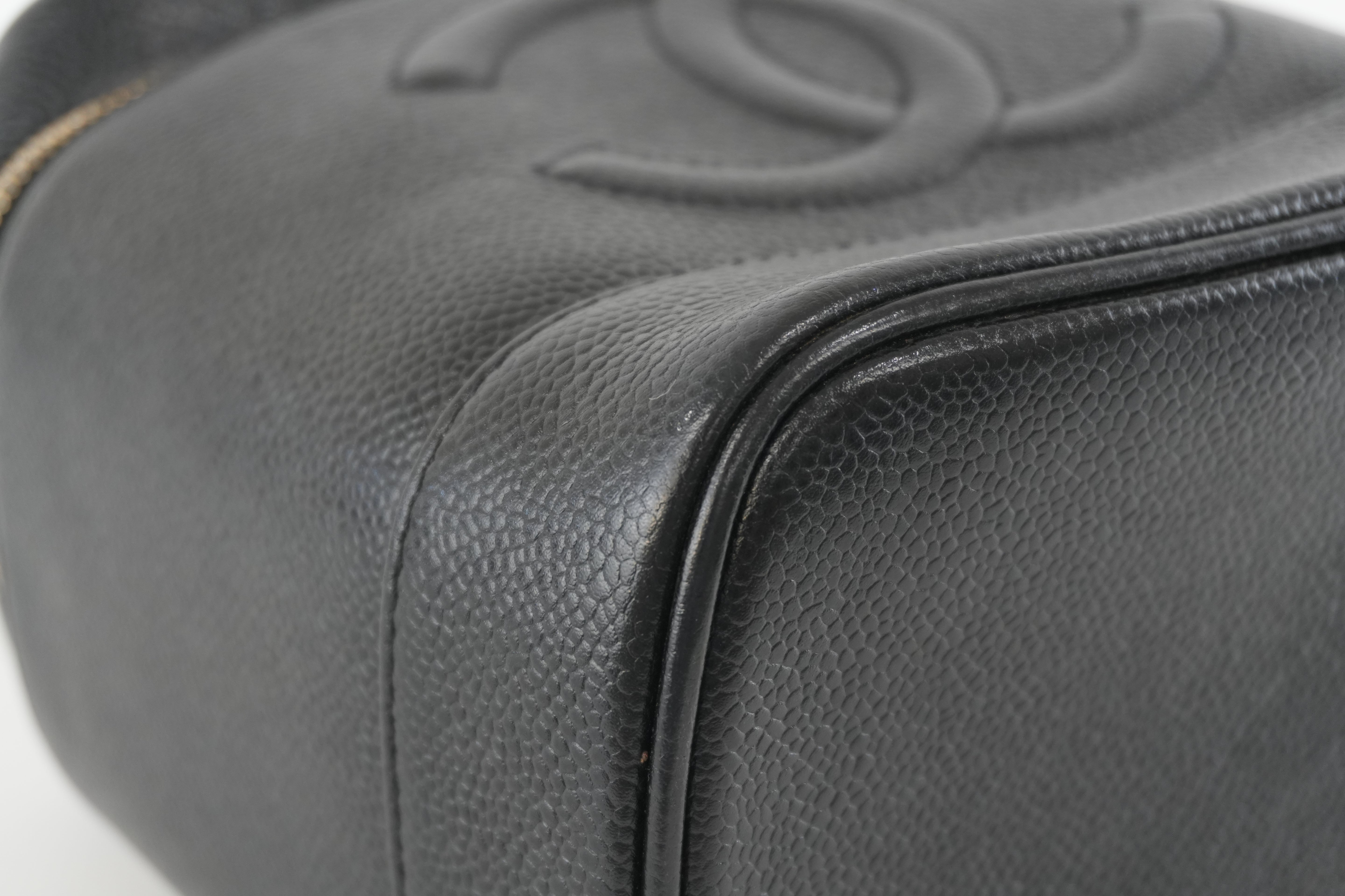 Chanel Caviar Leather Vanity Case Black Used