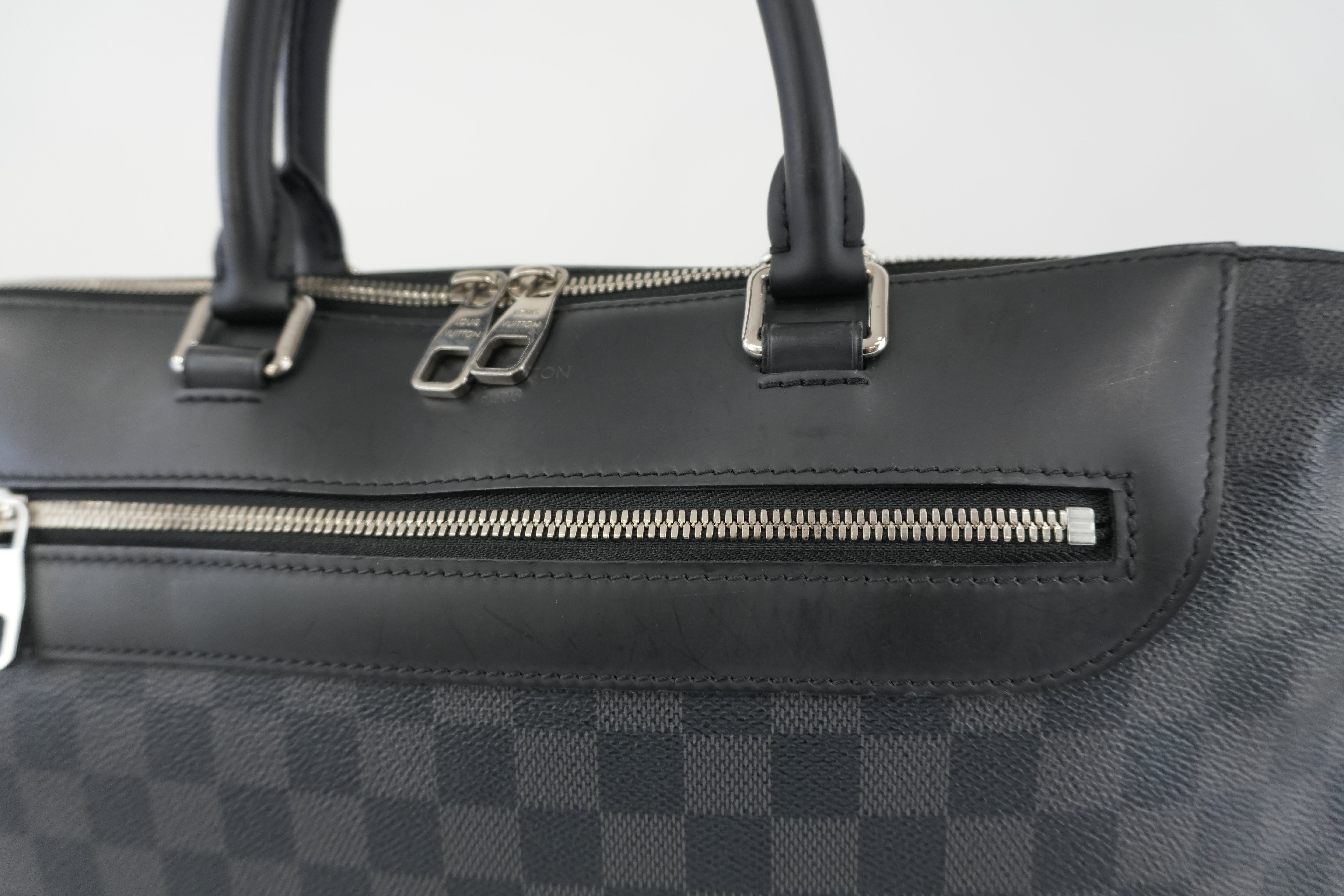 Louis Vuitton Damier Graphite Porte Documents Used